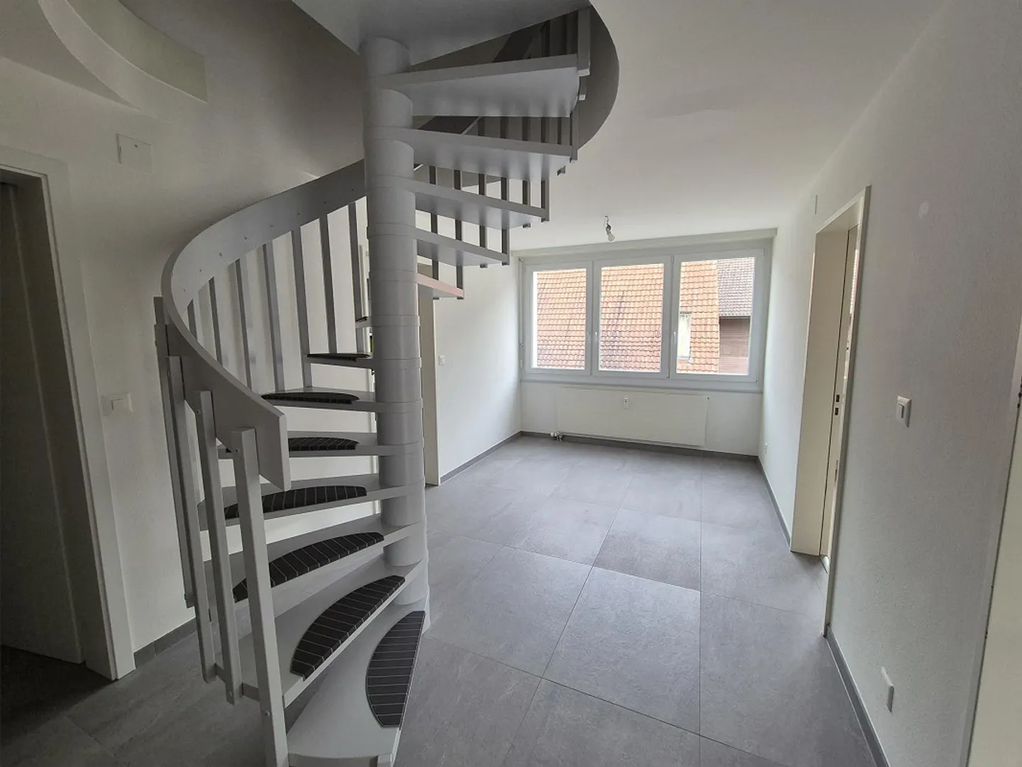 Bright 3.5-room apartment in a quiet location in Mumpf - Photo 8 of 10