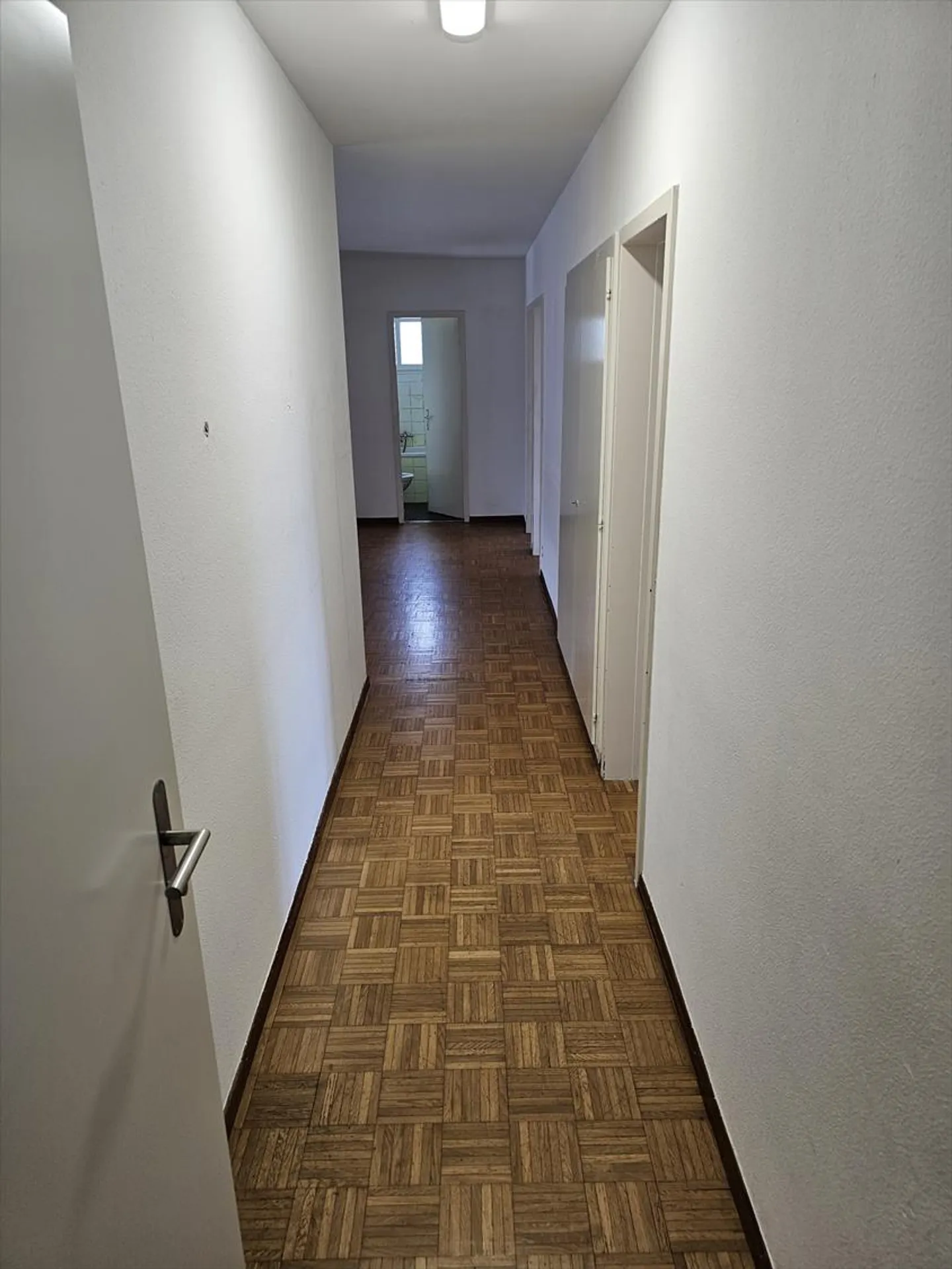 Appartamento 4 locali - Foto 8 di 9