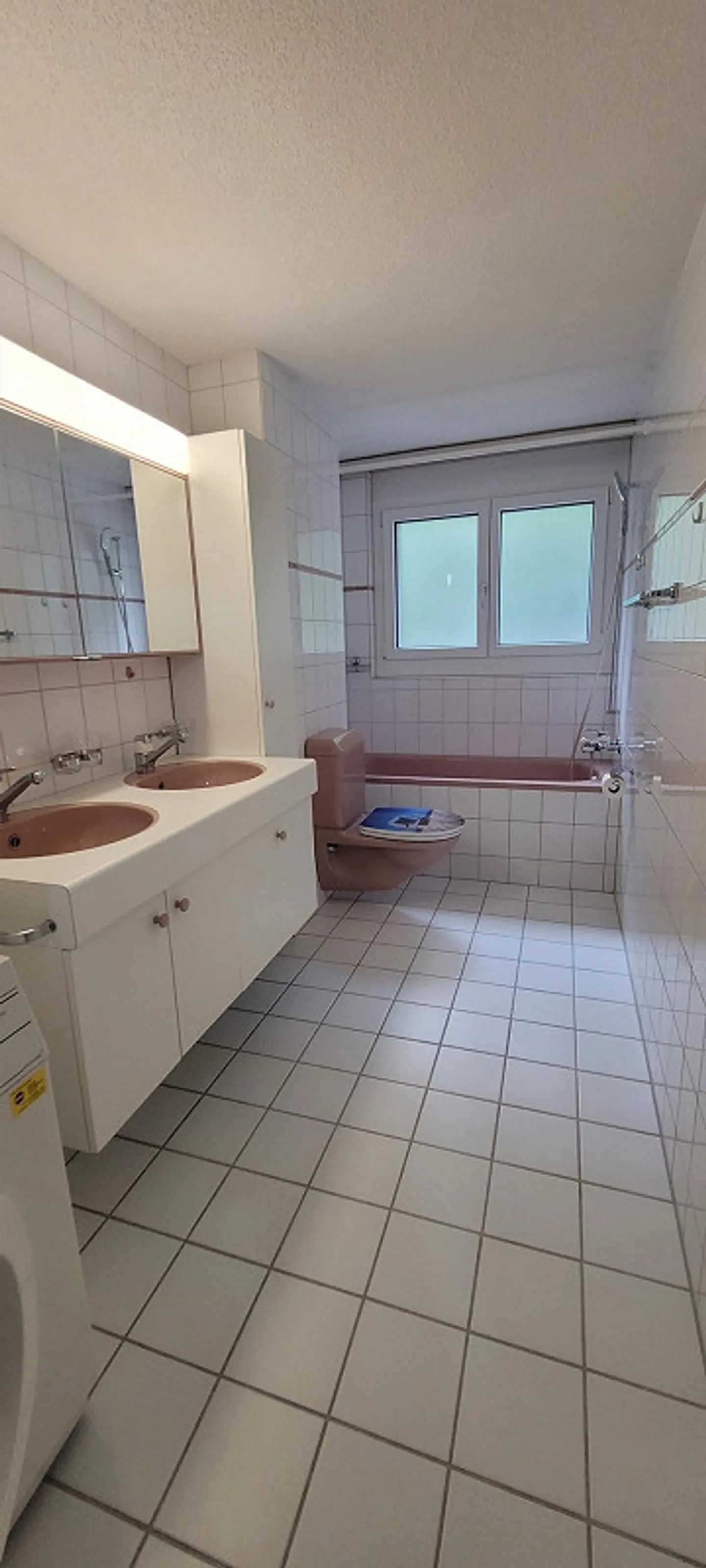 Grosszügige 4.5-Zimmerwohnung im 1. OG - Foto 6 von 8