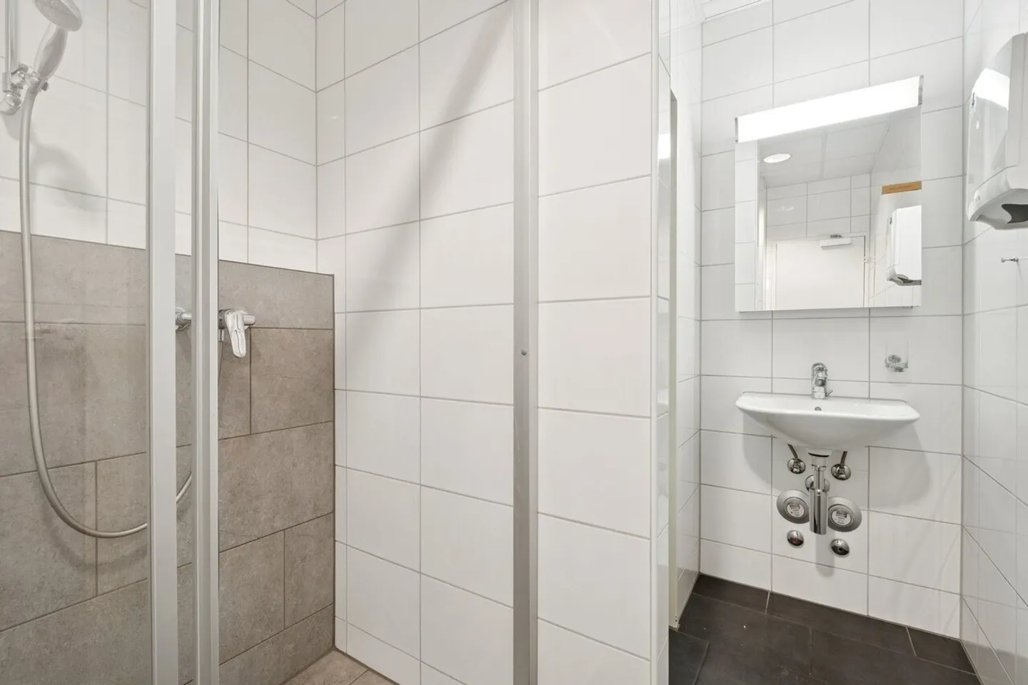 Commercial à louer - Photo 7 sur 13