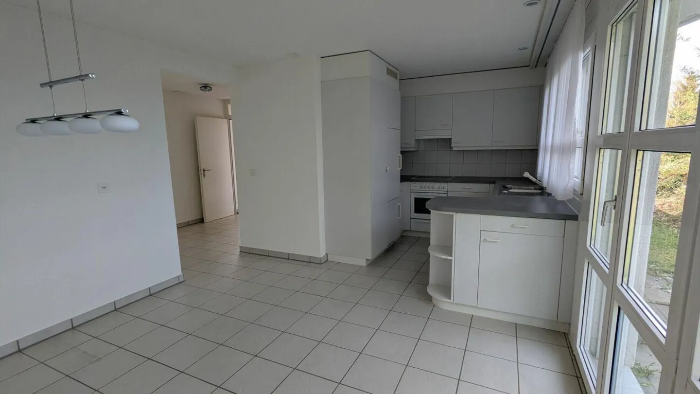 Charming 4.5-room single-family house - Photo 3 of 10