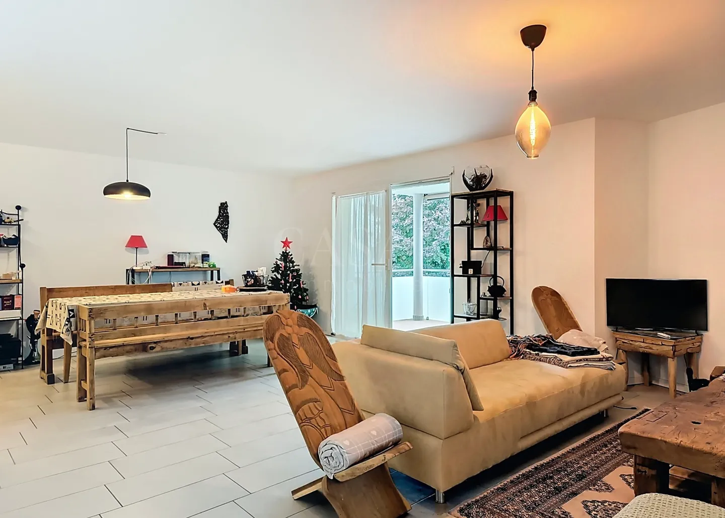 3.5-room apartment on the 2nd floor with balcony - Photo 3 of 9