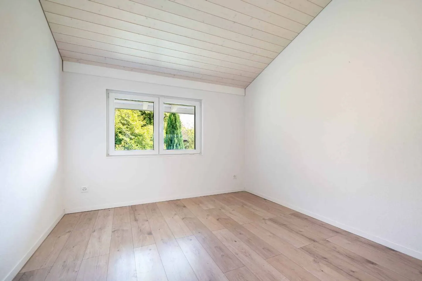 Doppelhaushälfte 6.5 Zimmer - Foto 9 von 13