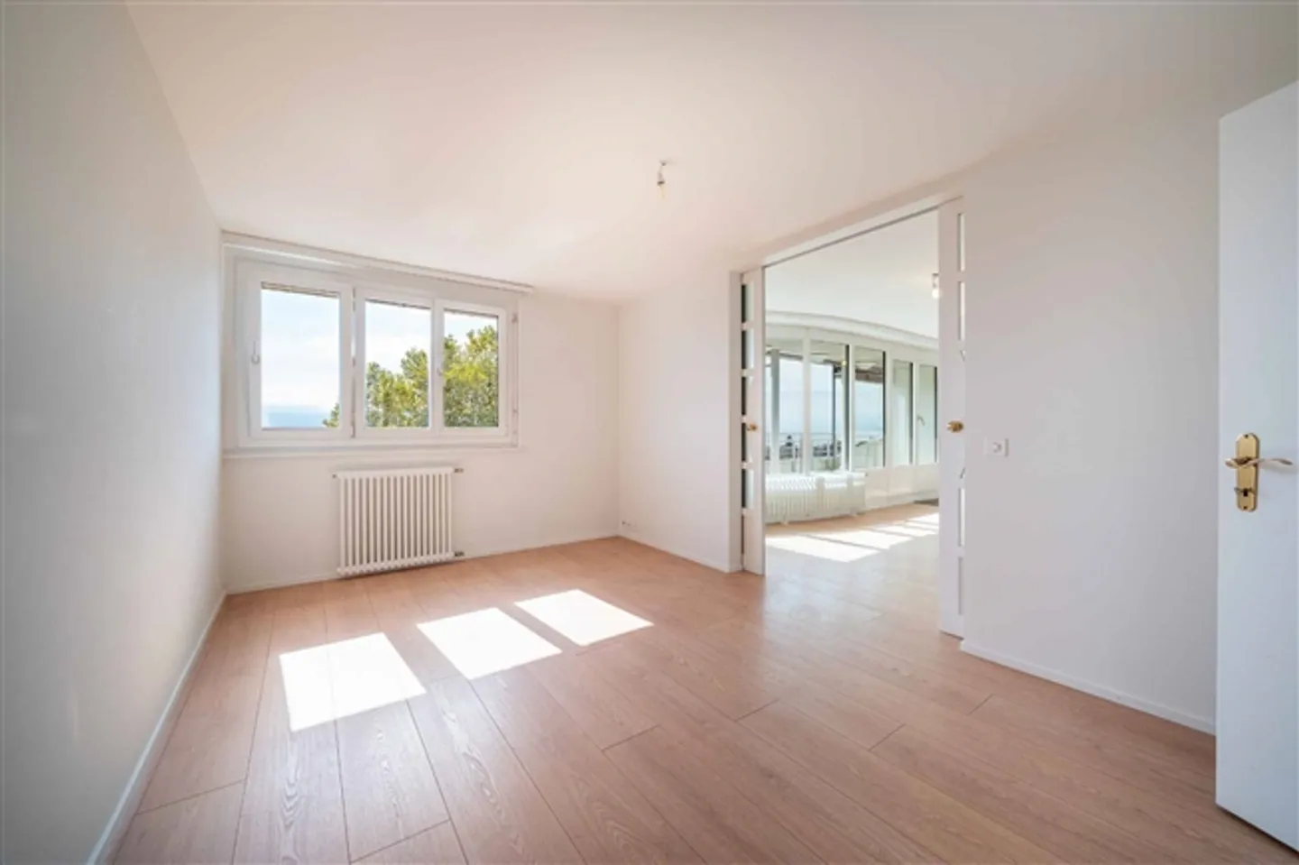 Appartement exceptionnel de 5 pièces avec vue sur le lac - Photo 5 sur 12