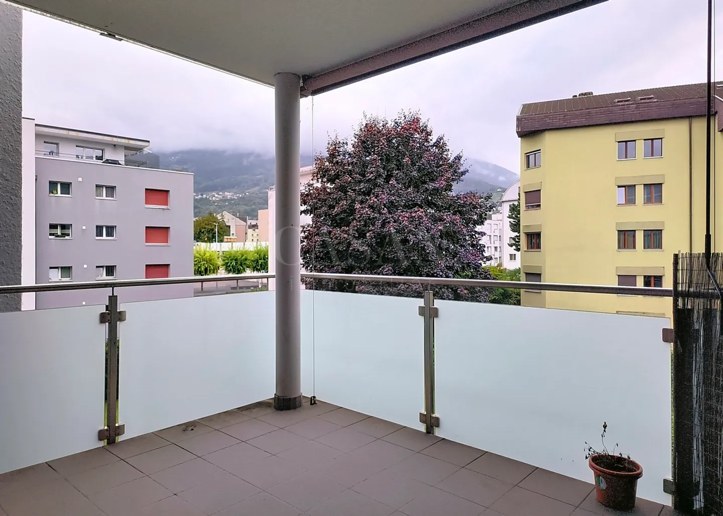 3.5-room apartment on the 2nd floor with balcony - Photo 9 of 9