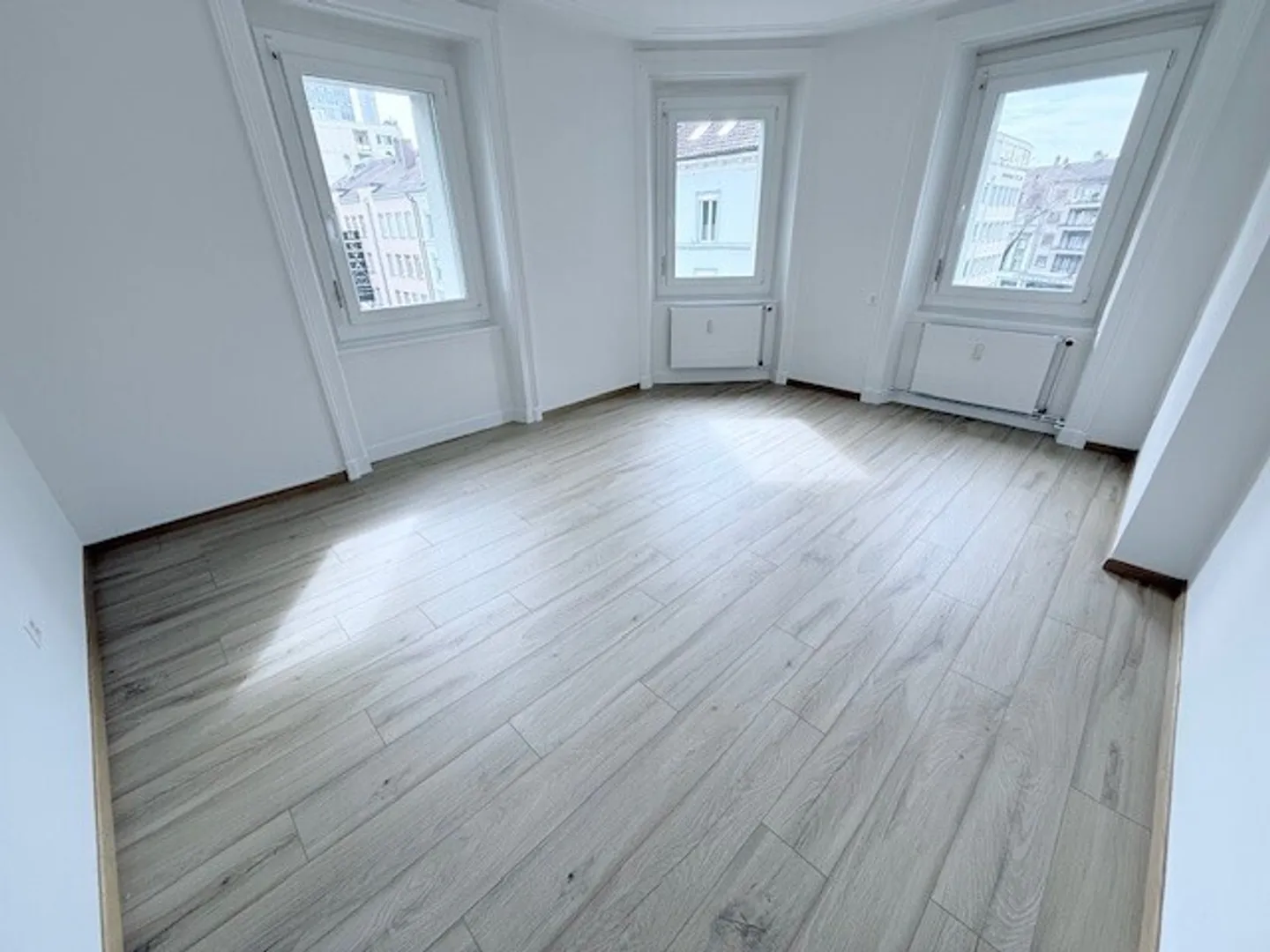 Bell'appartamento di 3 stanze al 3° piano in affitto - Foto 1 di 6