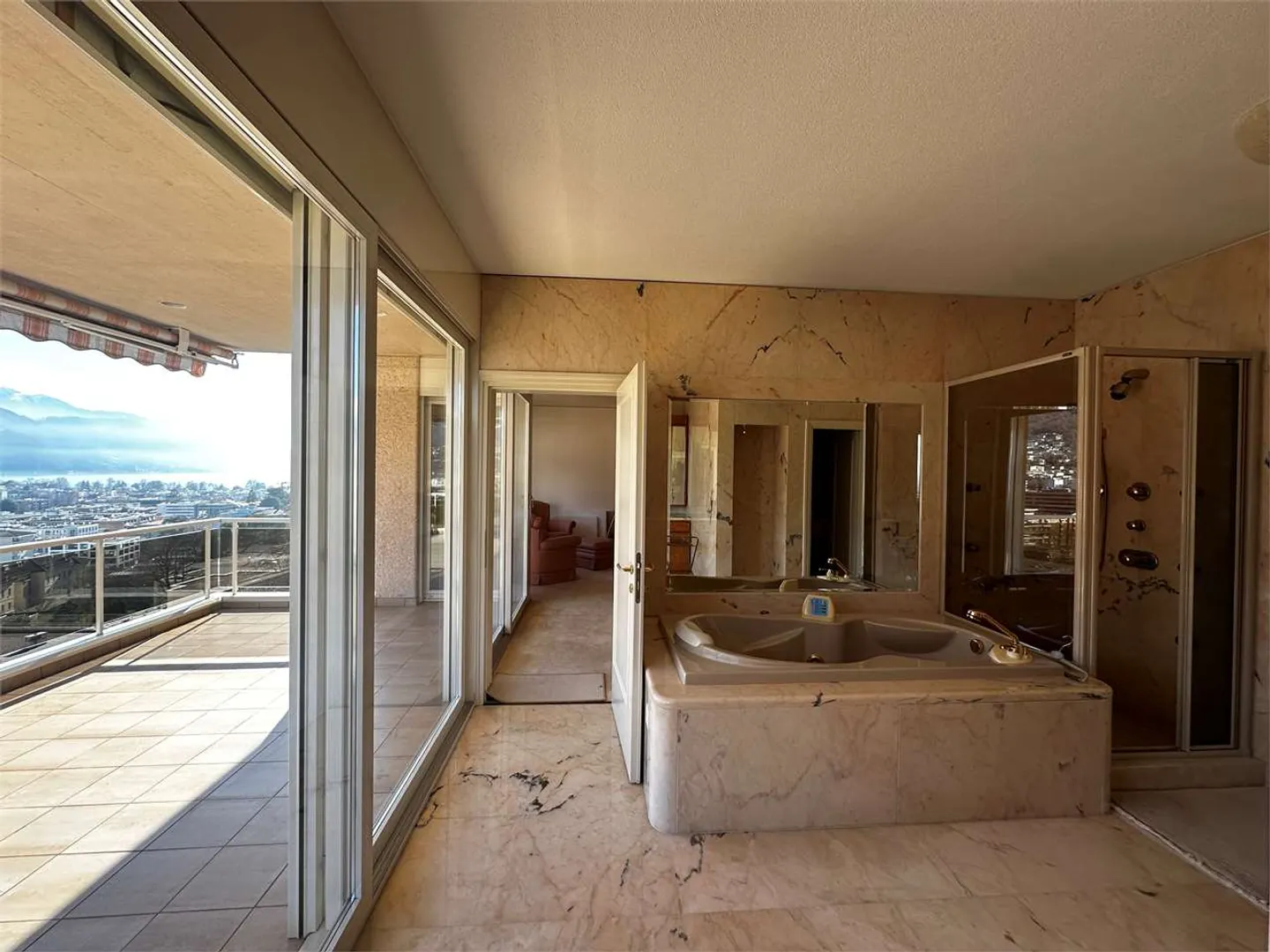 Réf. 2645 Résidence Élégante de 400 m² avec Vue sur le Lac à Lugano - Photo 10 sur 13