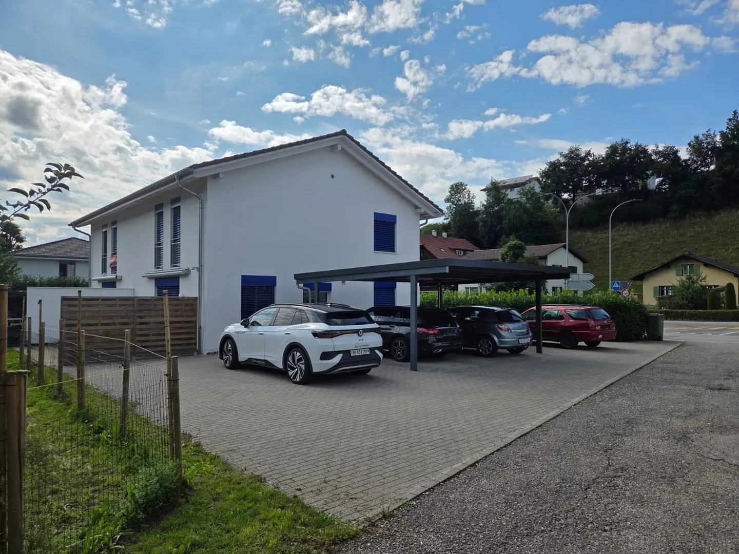 For Sale 5.5-Room Corner House in Sumiswald - Photo 3 of 13