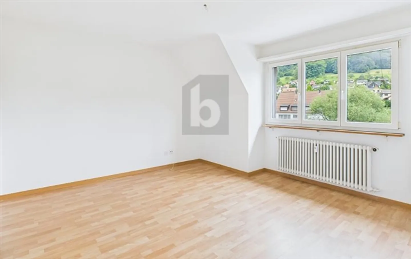 INONDATO DI LUCE CON UNA PLANIMETRIA PRATICA - Foto 1 di 6