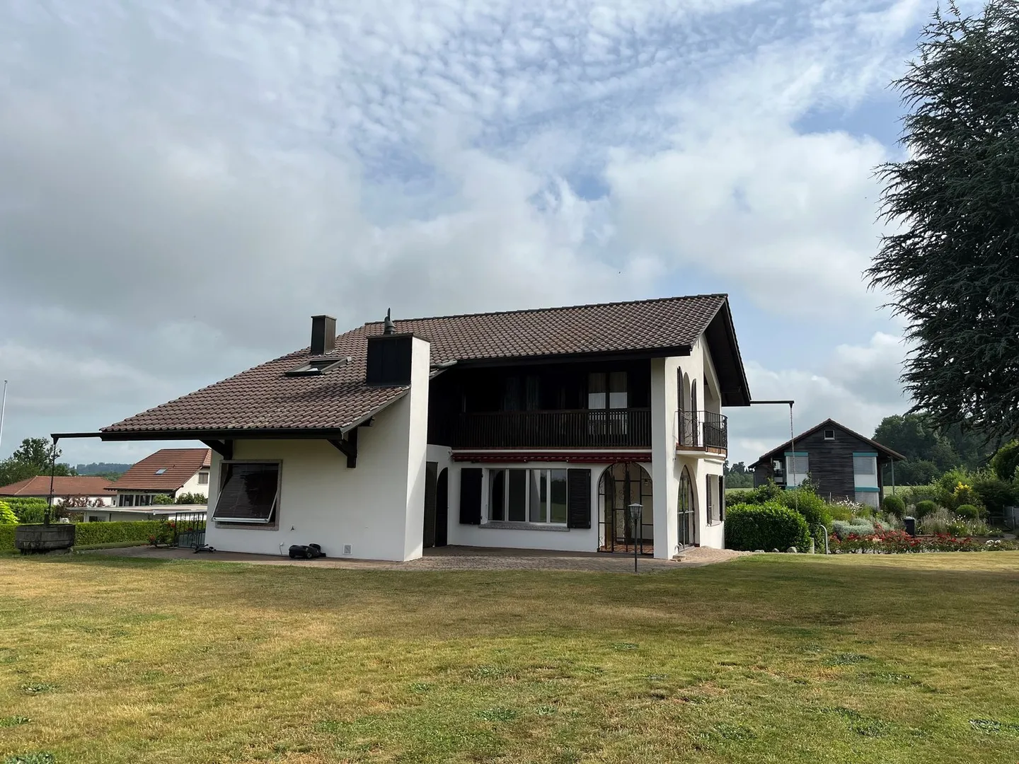 Single-family house with plenty of outdoor space for rent - Photo 5 of 8