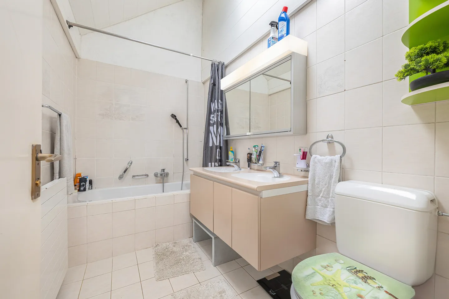 Maison individuelle spacieuse avec jardin idyllique et potentiel - Photo 4 sur 13