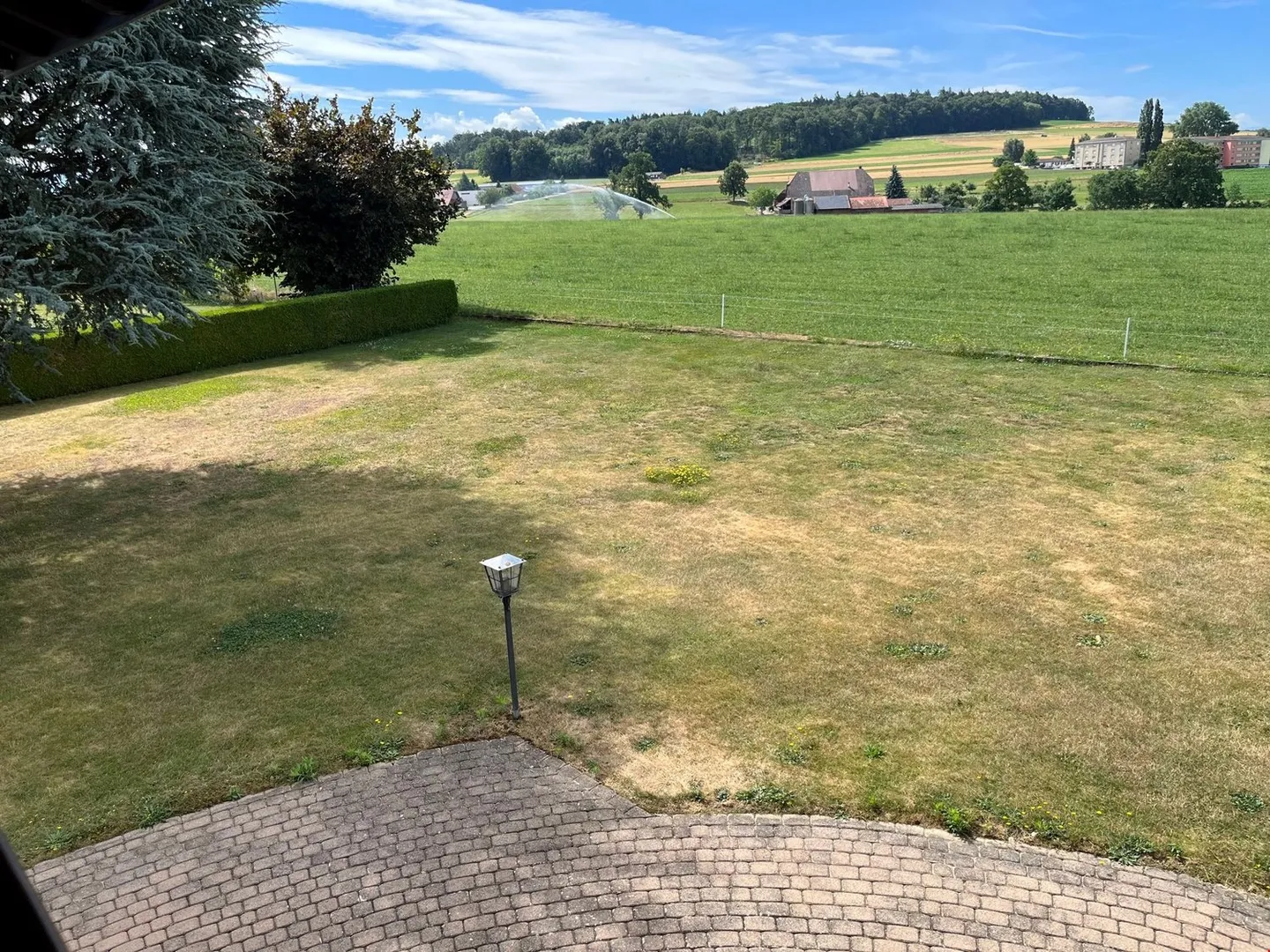 Single-family house with plenty of outdoor space for rent - Photo 8 of 8