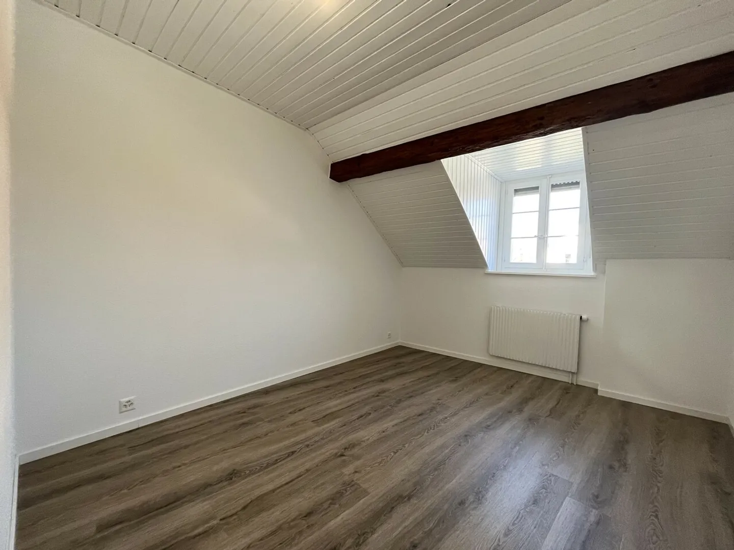 Appartamento 3.5 camere affascinante - Foto 4 di 7