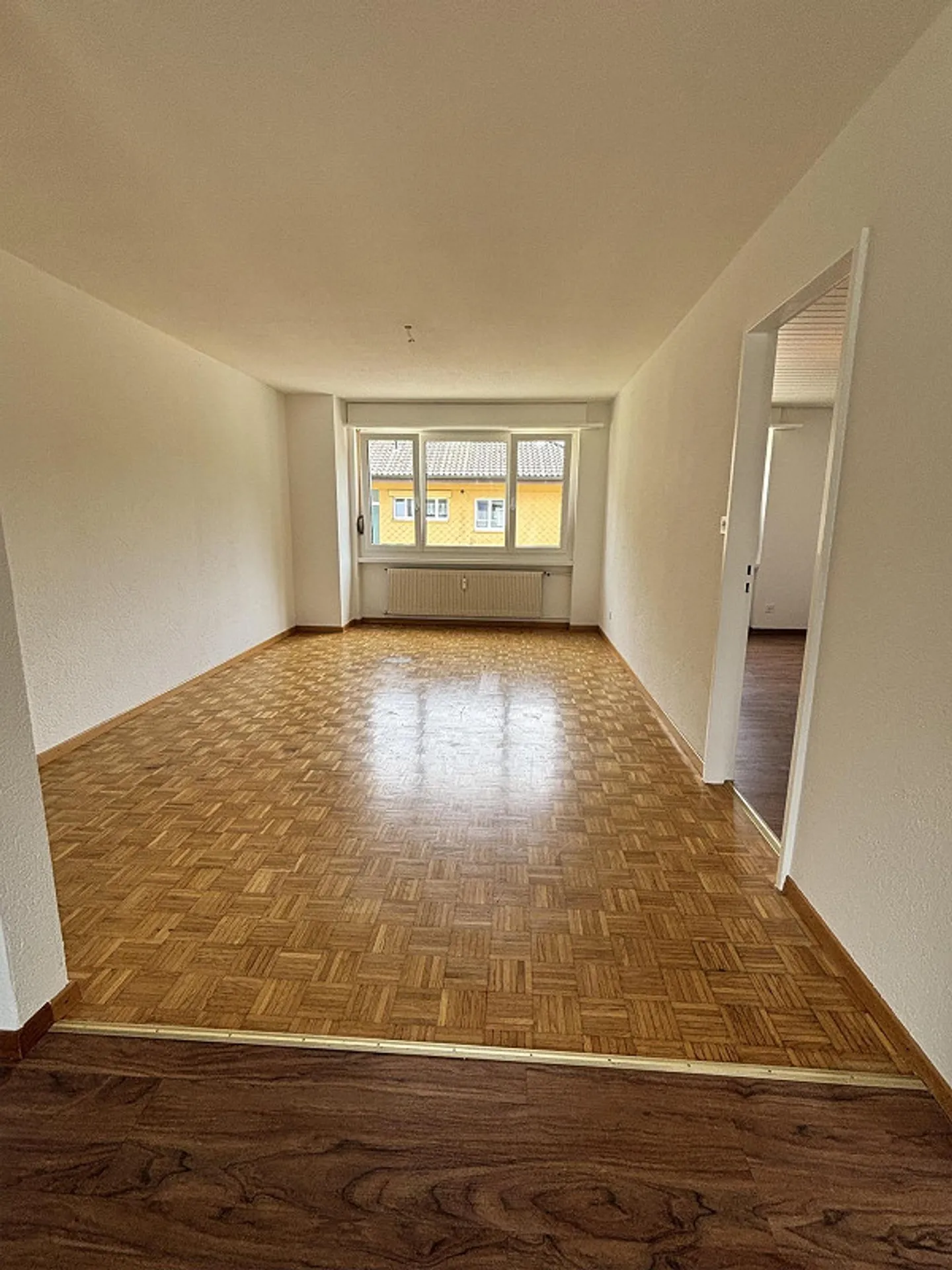 Bell'appartamento di 4 stanze - Foto 4 di 9