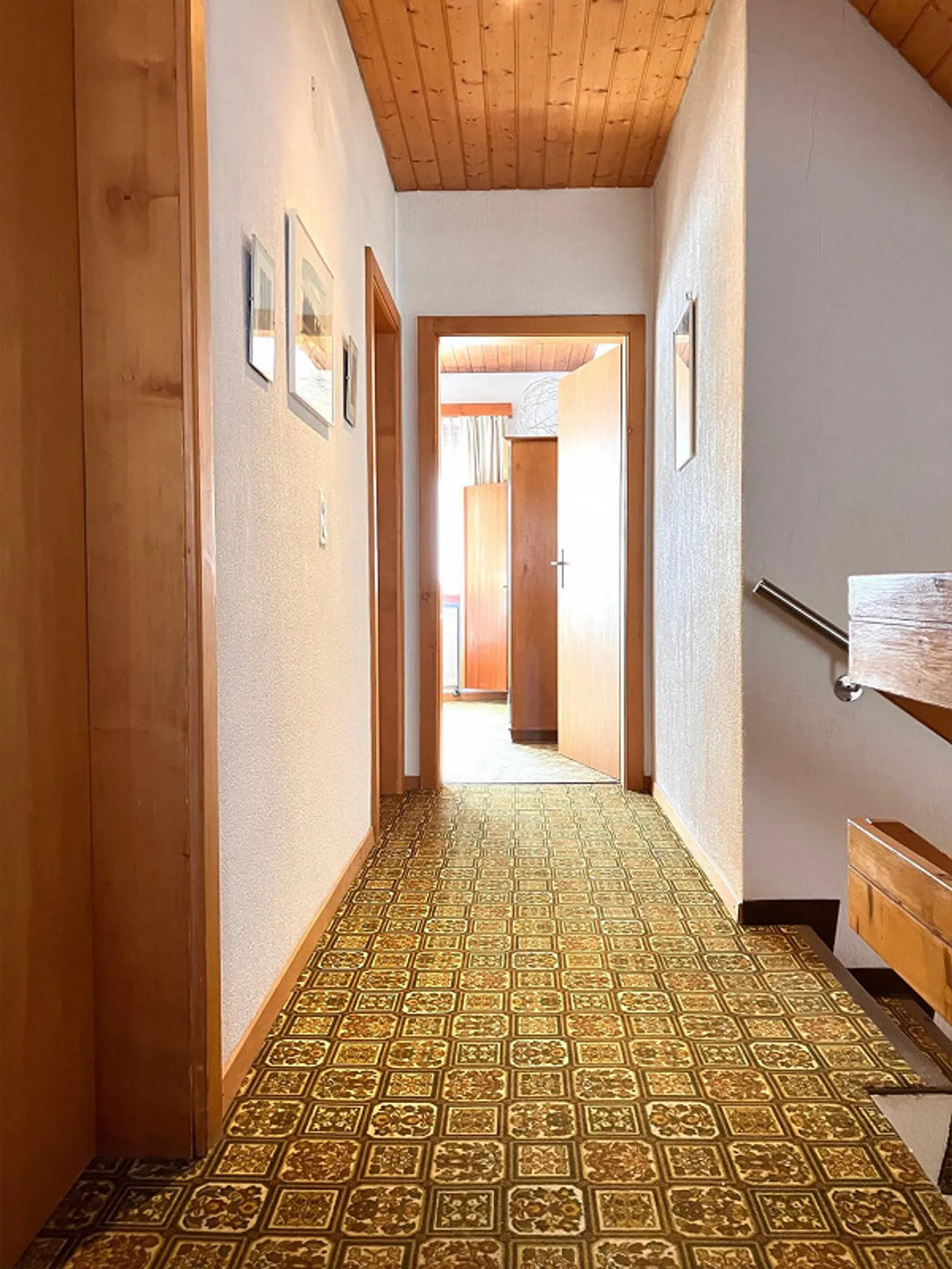 5.5-room detached house with garden and distant views in Trun - buy - Photo 13 of 13