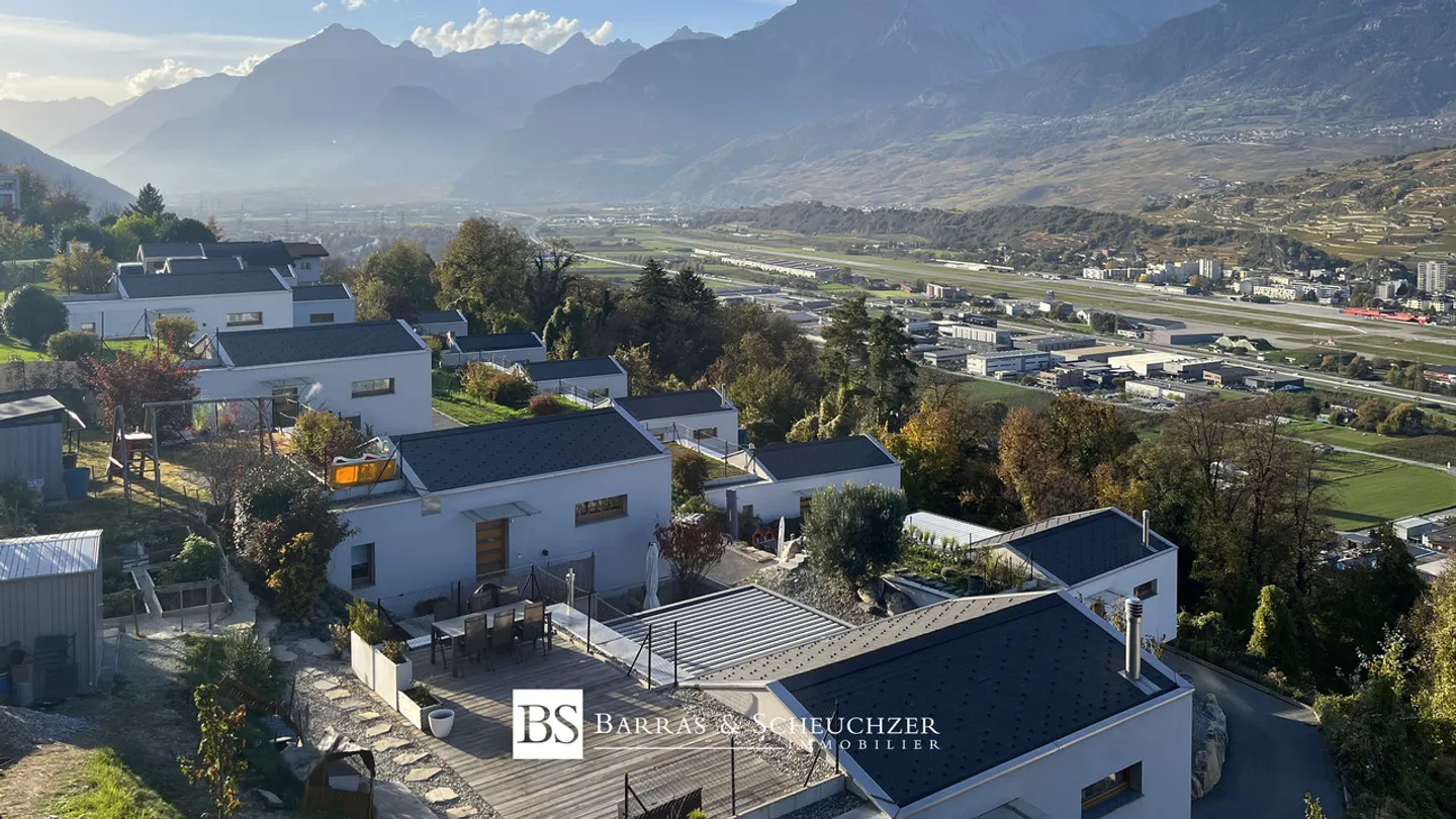 Villa contemporaine, garage double et vue panoramique - Photo 5 sur 15