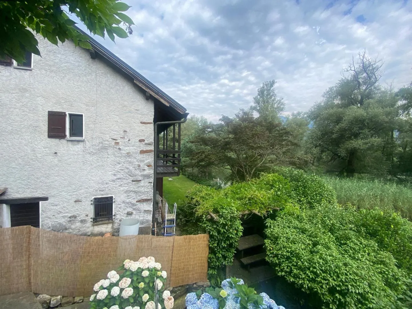 Casa unifamiliare di 6 1/2 locali con grande terreno - Foto 21 di 27