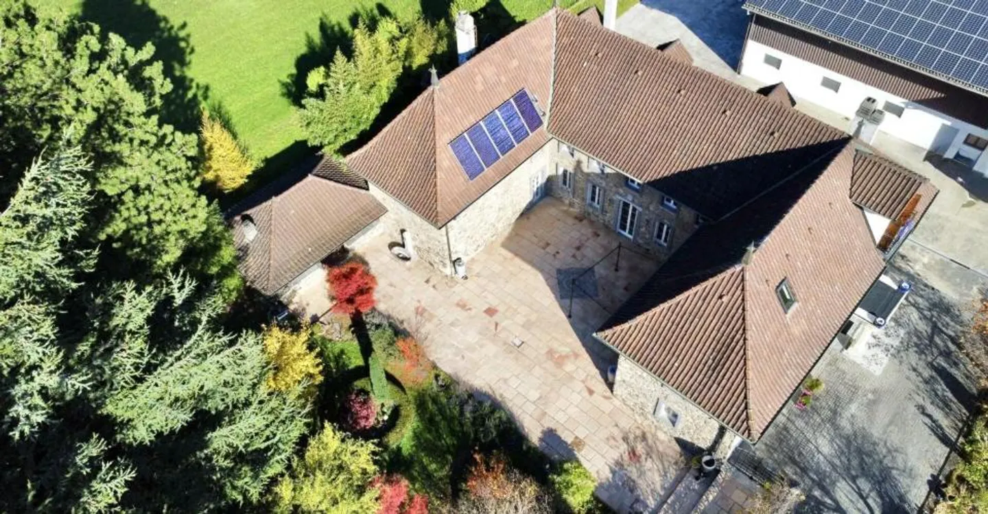 Maison de Luxe avec Grand Jardin - Photo 3 sur 9