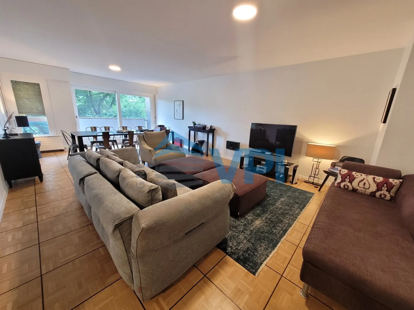 Luxuswohnung mit Balkonen - Foto 1 von 29