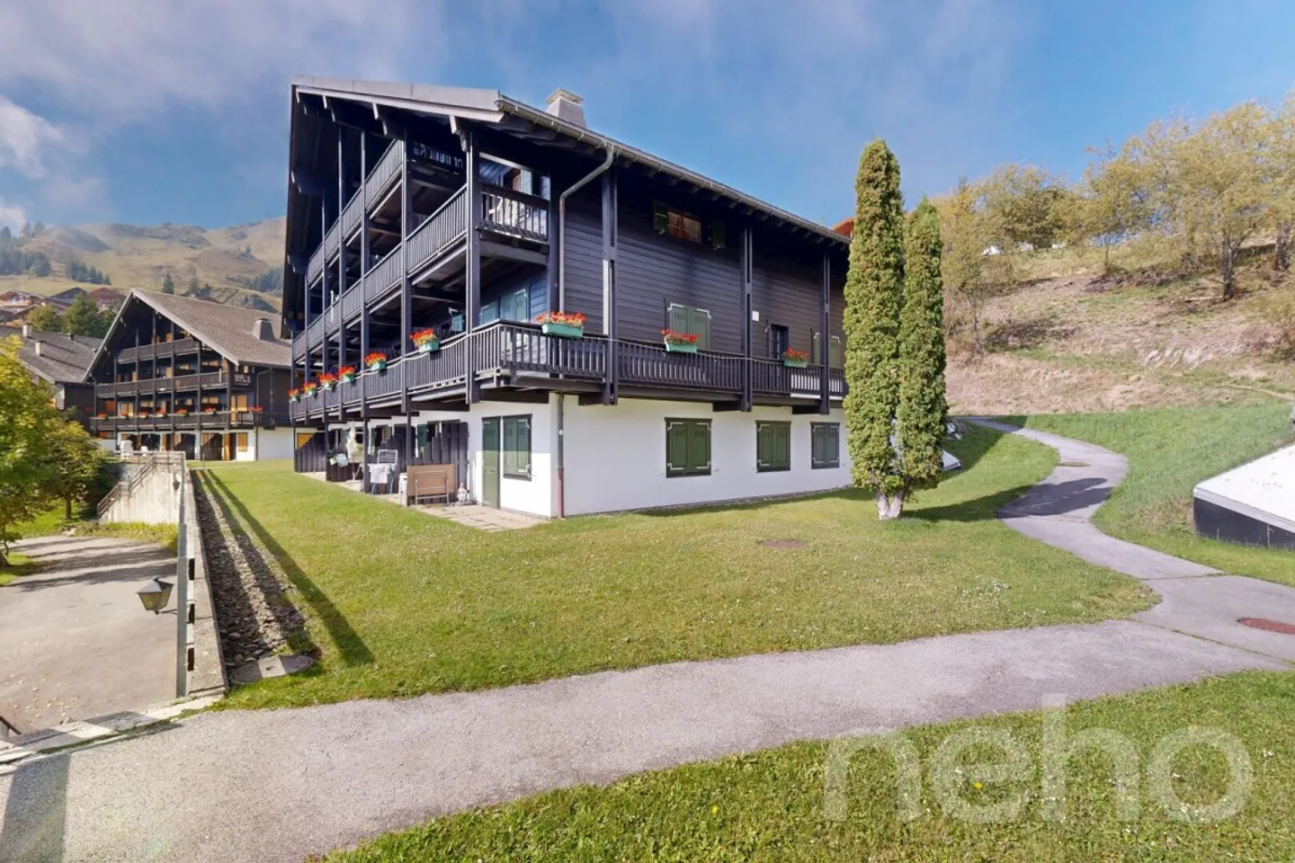 Refuge familial face aux Dents du Midi, au pied des pistes! - Photo 1 sur 13