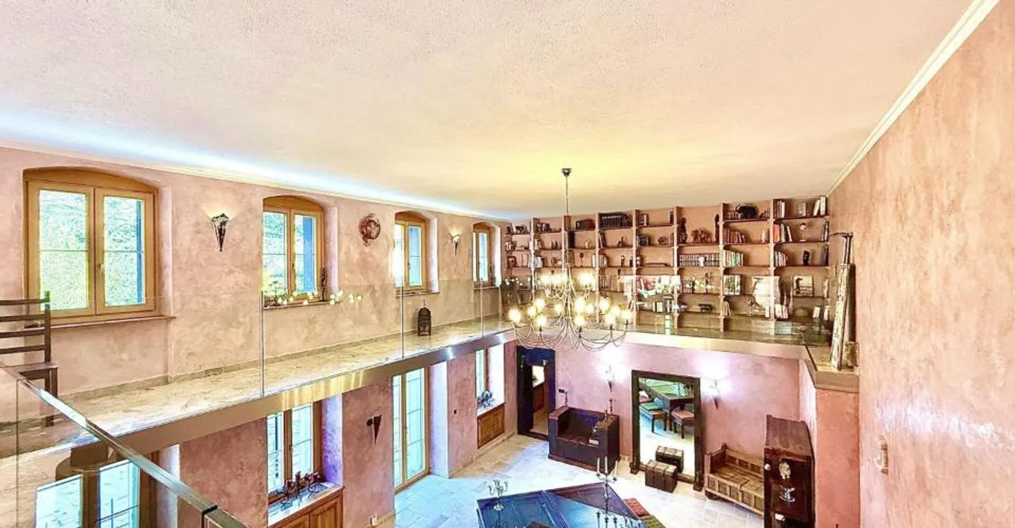 Maison de Luxe avec Grand Jardin - Photo 9 sur 9