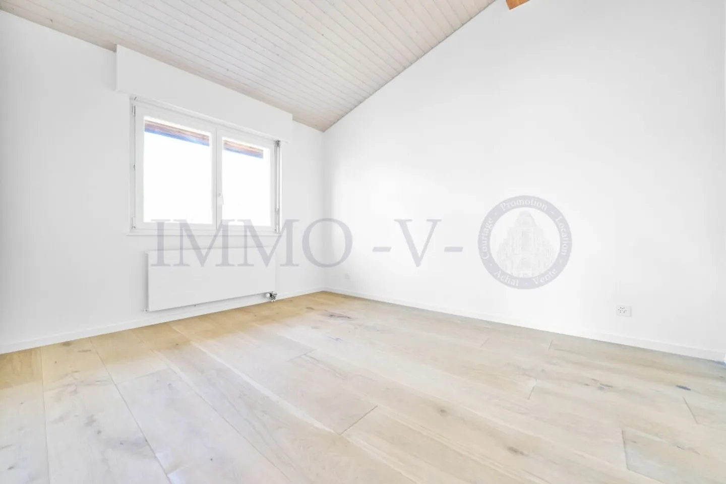 Luxuswohnung mit Blick auf den See und die Berge - Foto 7 von 8