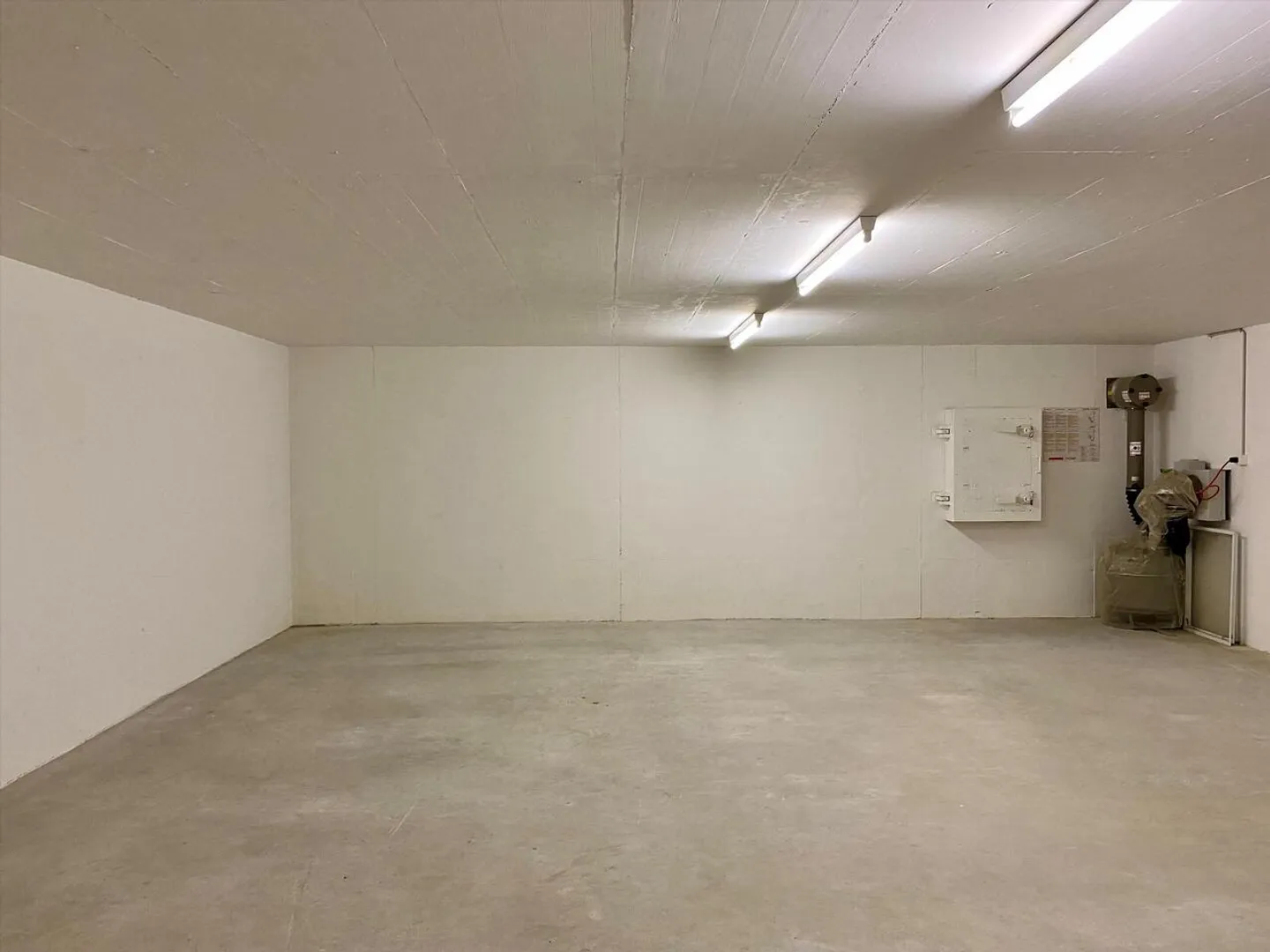 Storage room in a central location - Photo 3 of 3