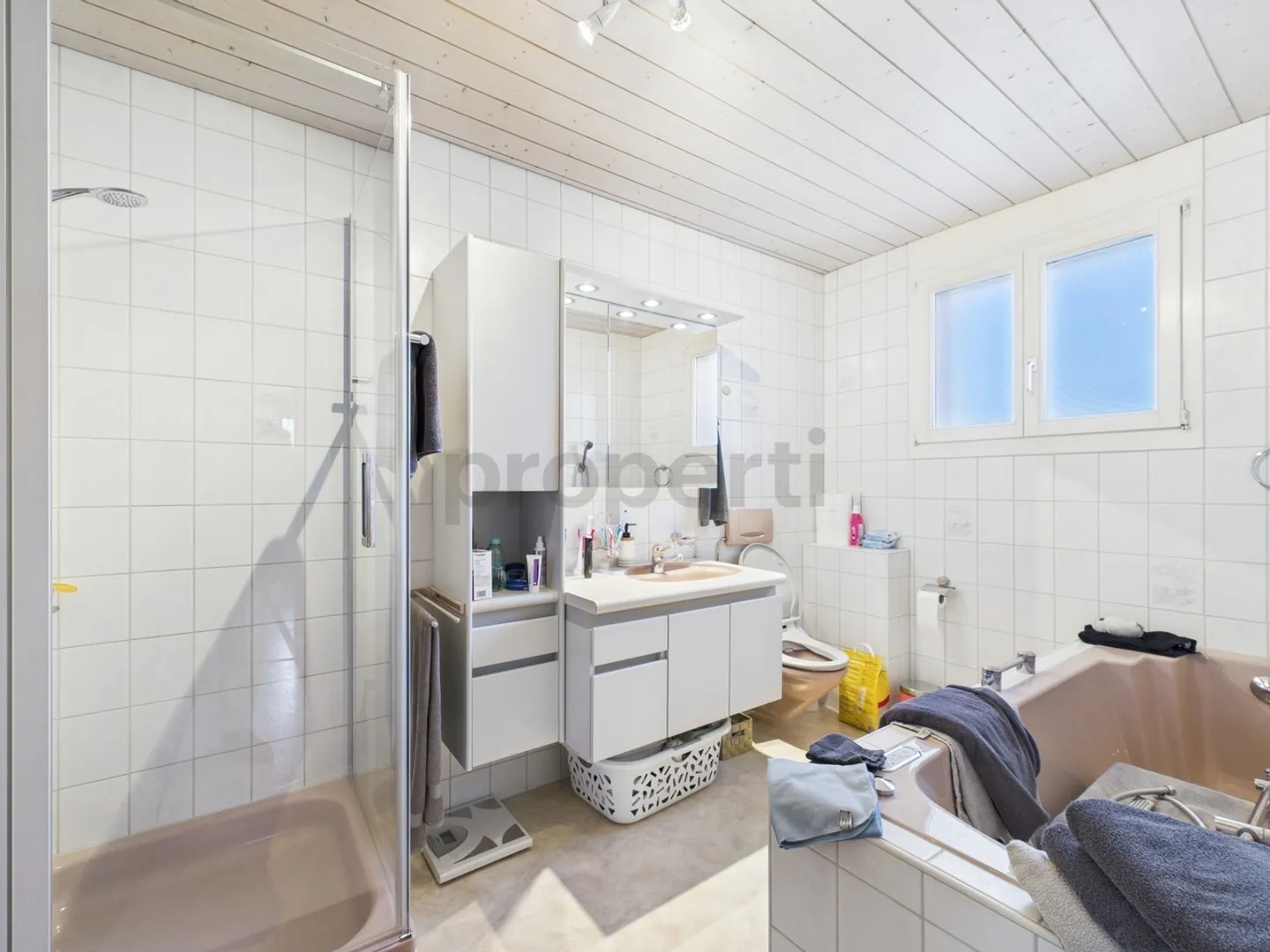 Charming 4.5-room terraced house in Münchenbuchsee - Photo 8 of 12