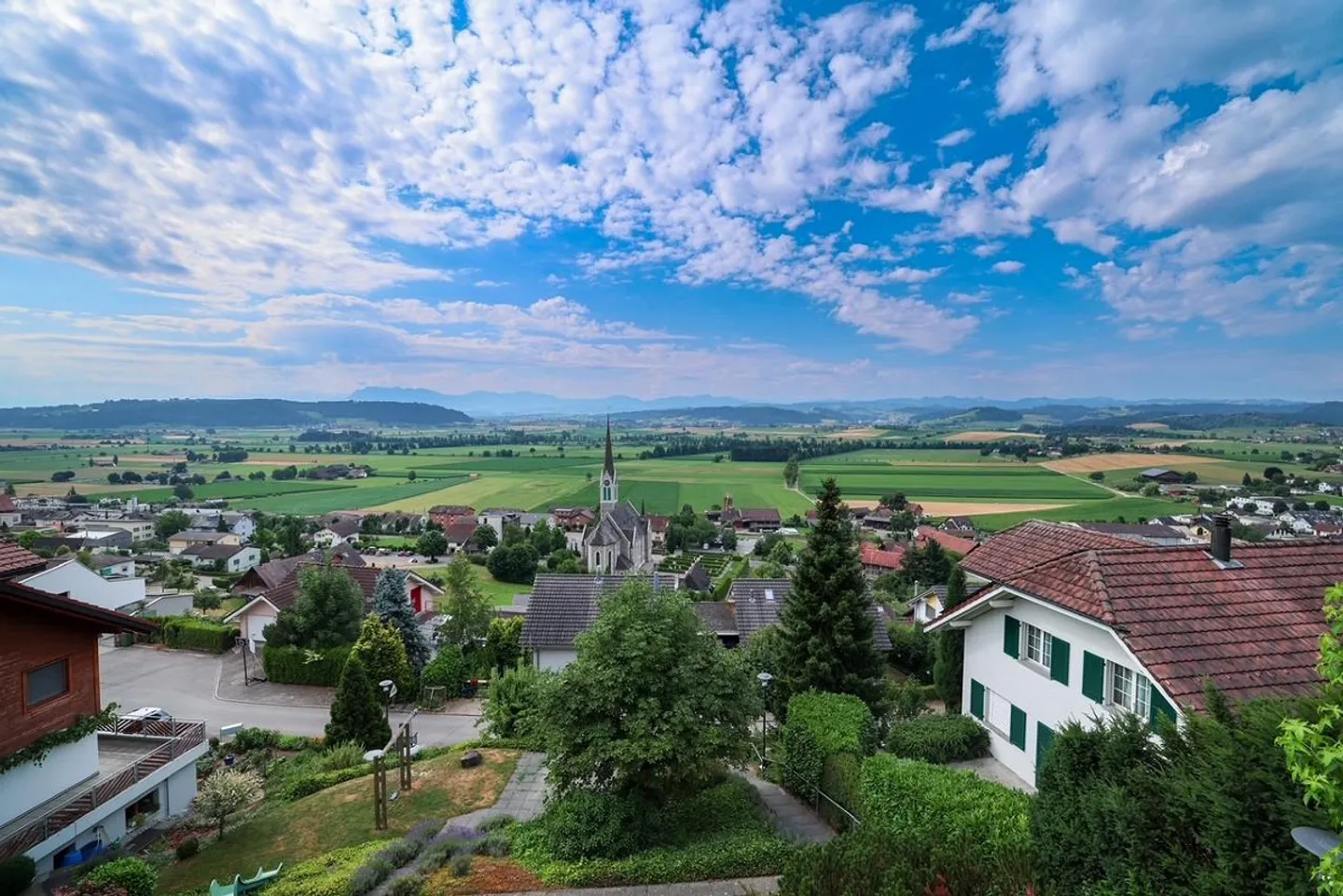 A Home to Fall in Love With - with Panoramic View, Pool and Highest Living Comfort - Photo 7 of 26