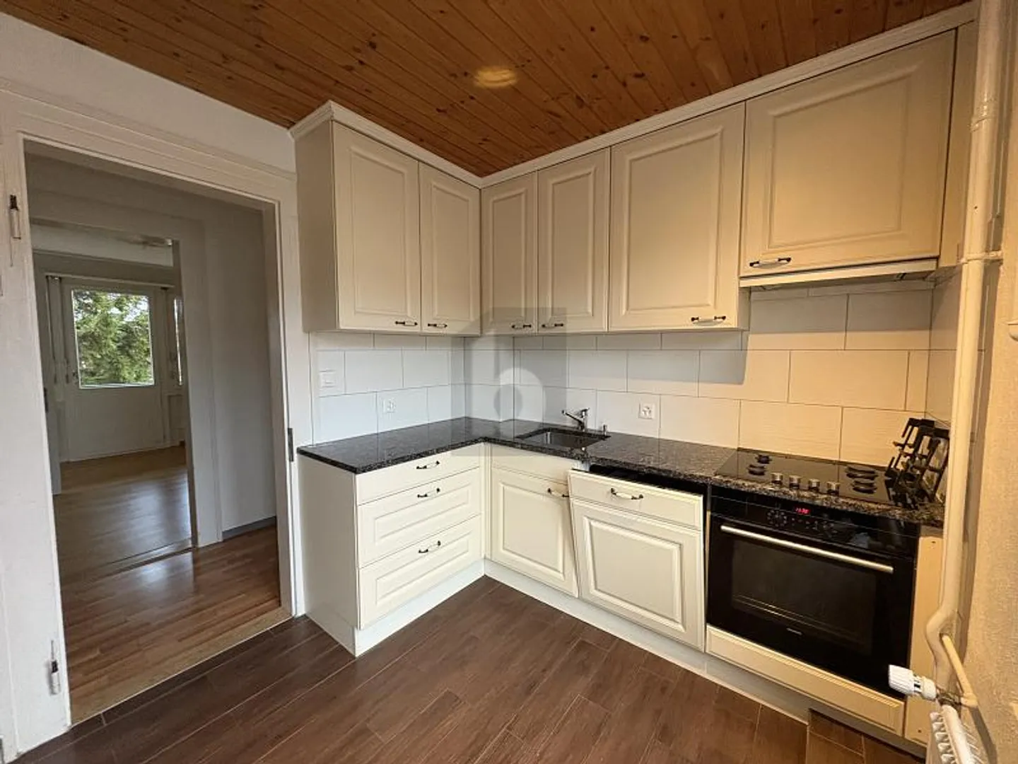 RENDIMENTO INSOLITO IN UNA POSIZIONE CENTRALE - Foto 3 di 6