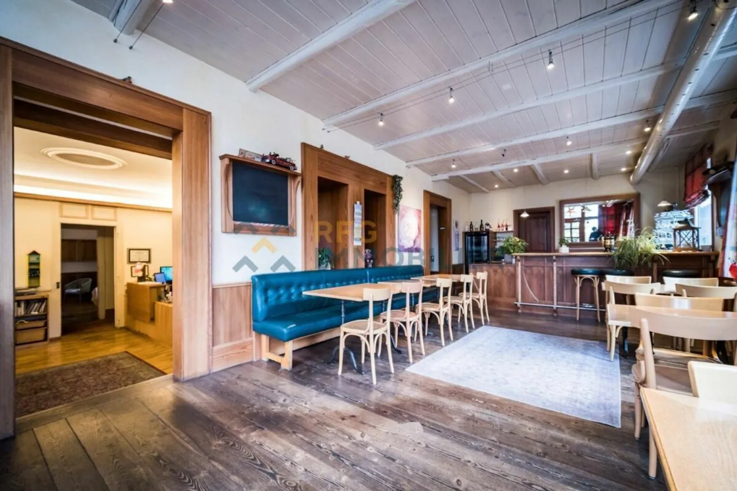 Proprietà d'investimento con ristorante - Foto 35 di 45