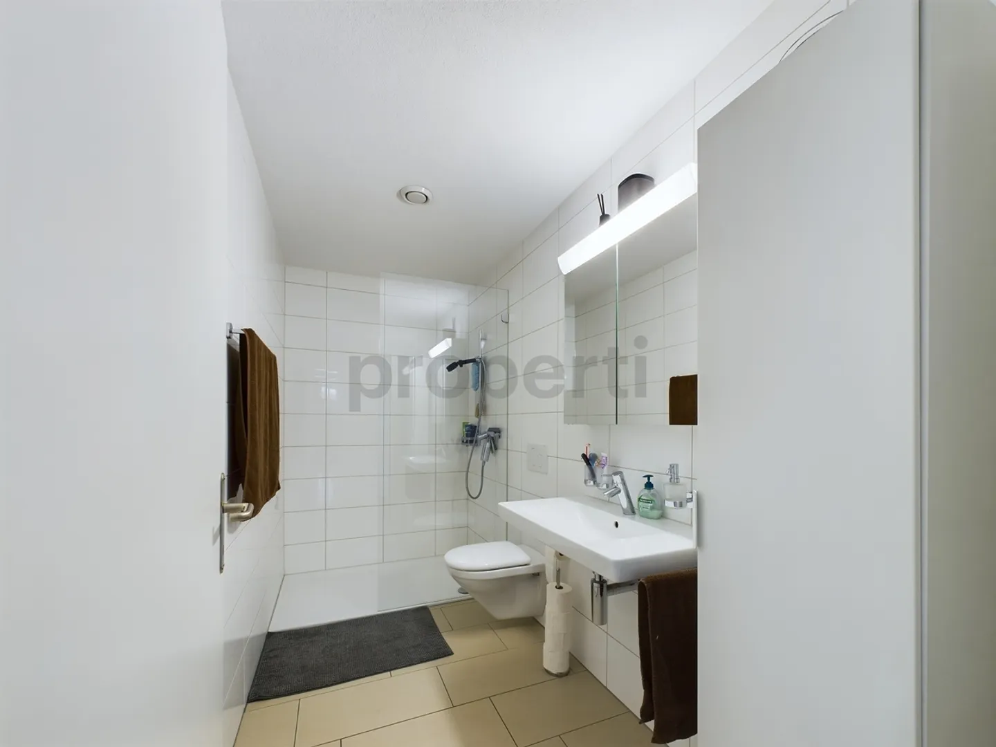 Moderne 3.5-Zimmer Wohnung in Weiach - Foto 7 von 10