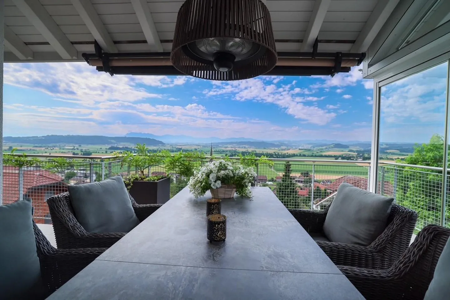 A Home to Fall in Love With - with Panoramic View, Pool and Highest Living Comfort - Photo 13 of 26