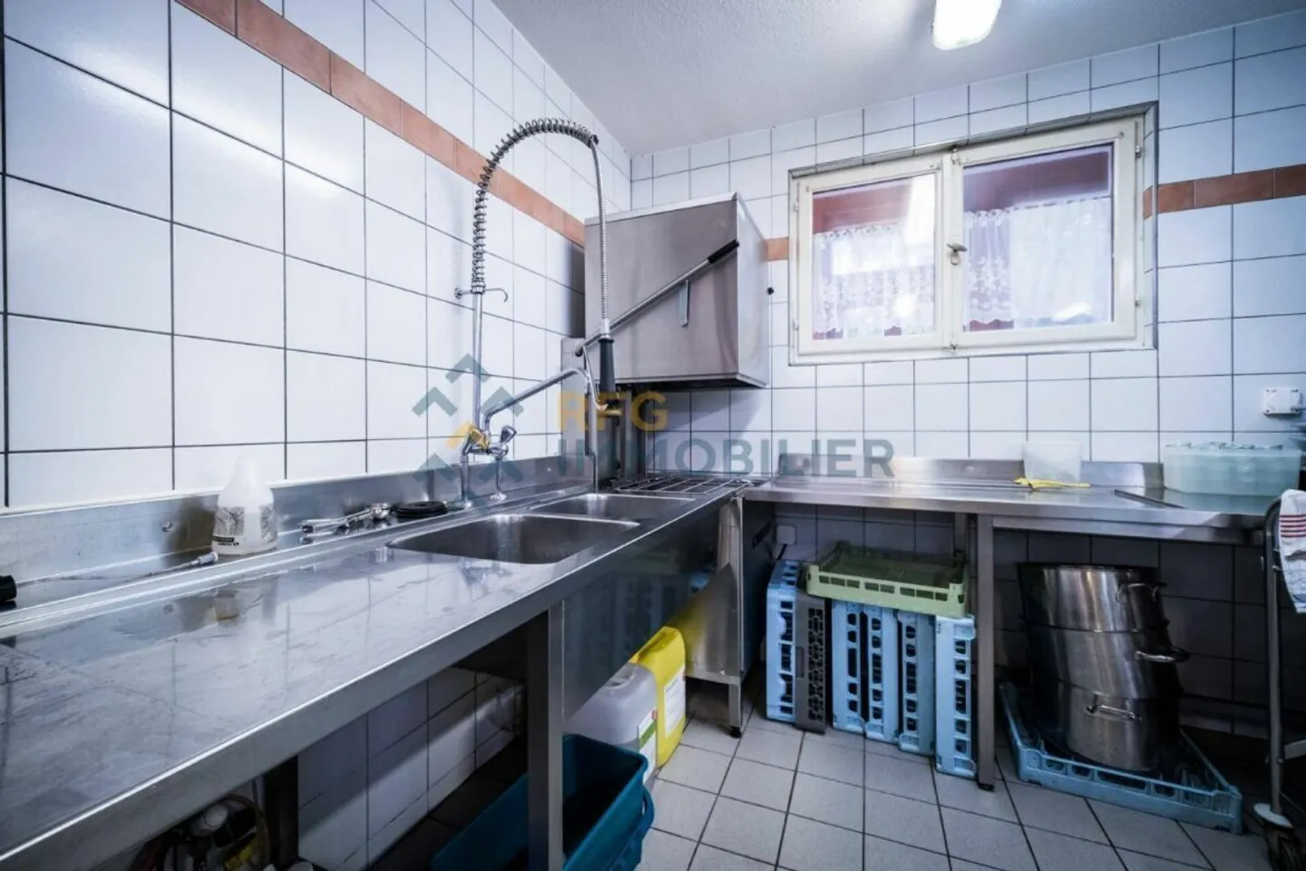 Proprietà d'investimento con ristorante - Foto 40 di 45