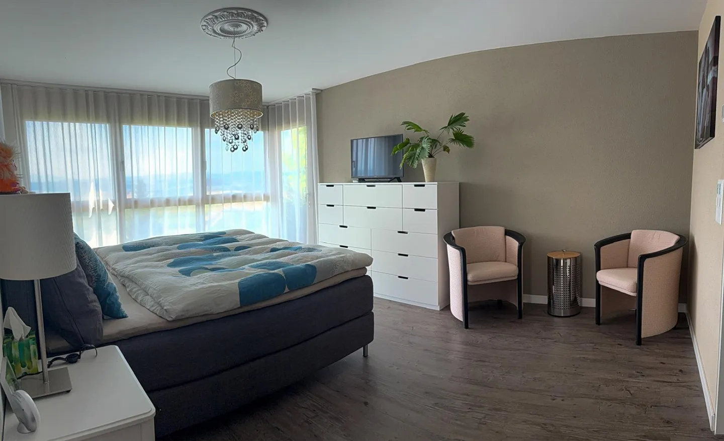 A Home to Fall in Love With - with Panoramic View, Pool and Highest Living Comfort - Photo 14 of 26