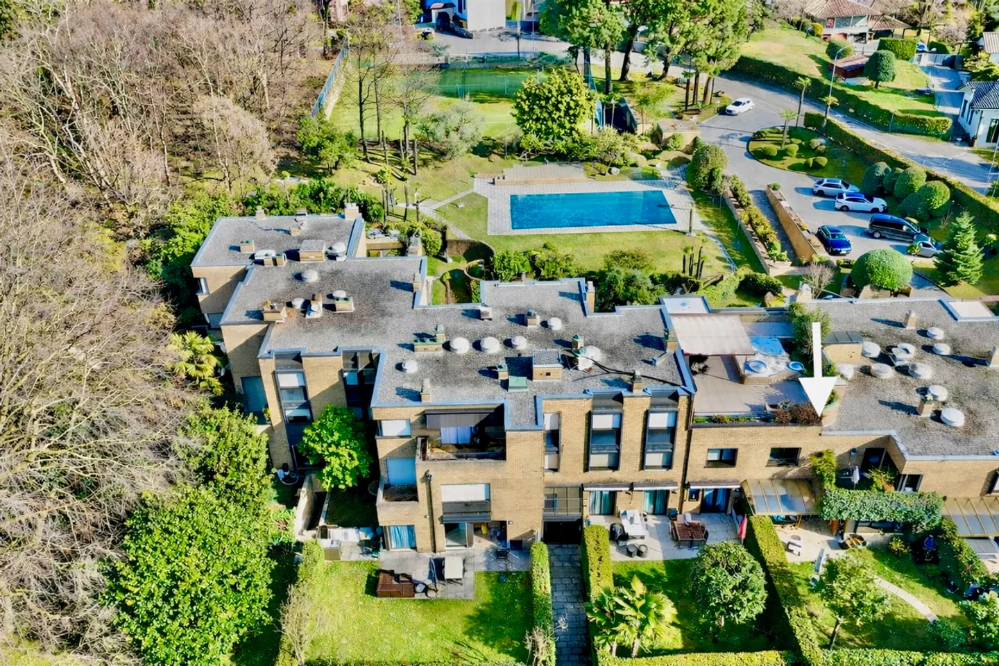 Incantevole Casa a Schiera a Gentilino - Foto 2 di 18