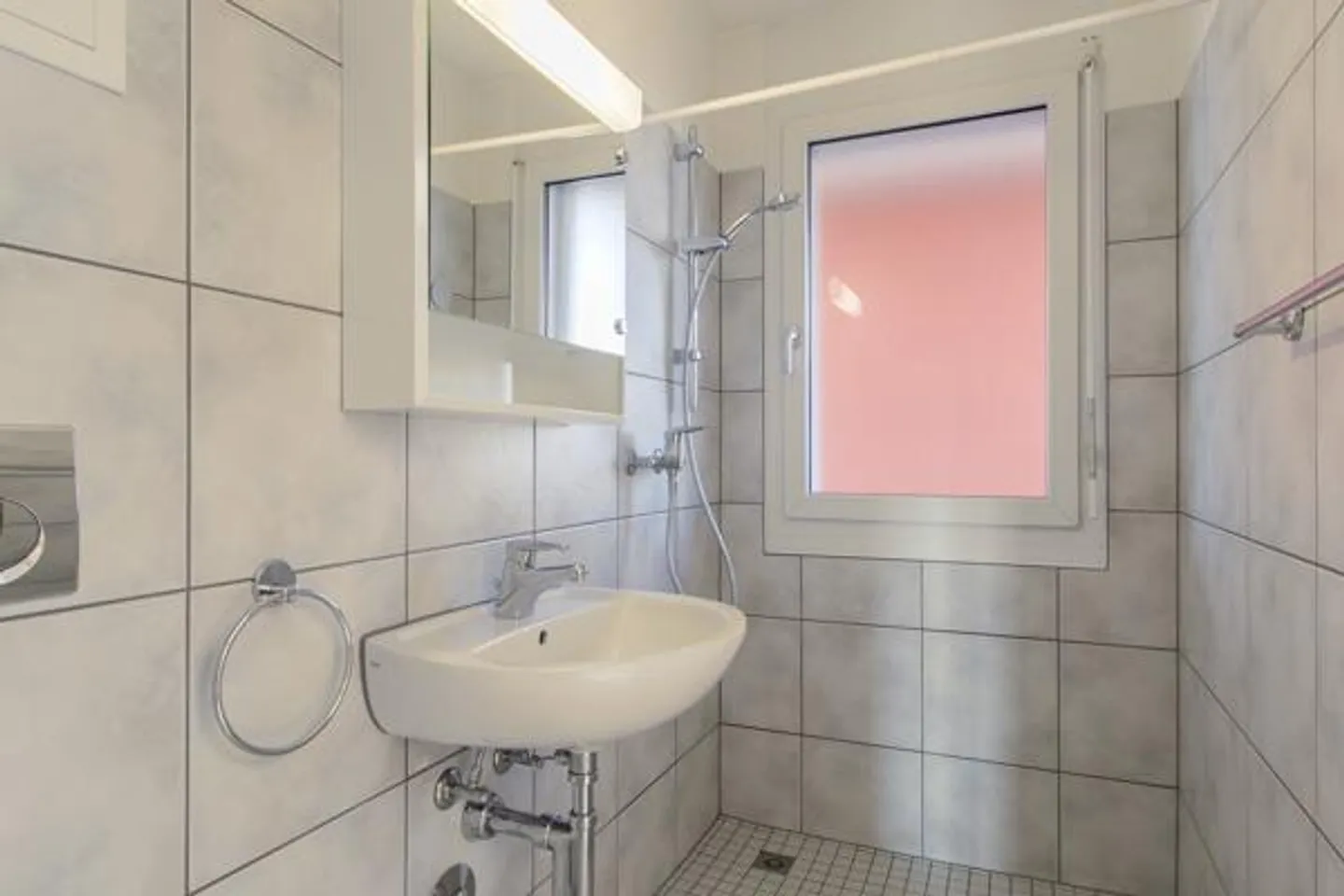 Attractive Maisonette Apartment in Wallisellen! - Photo 5 of 7