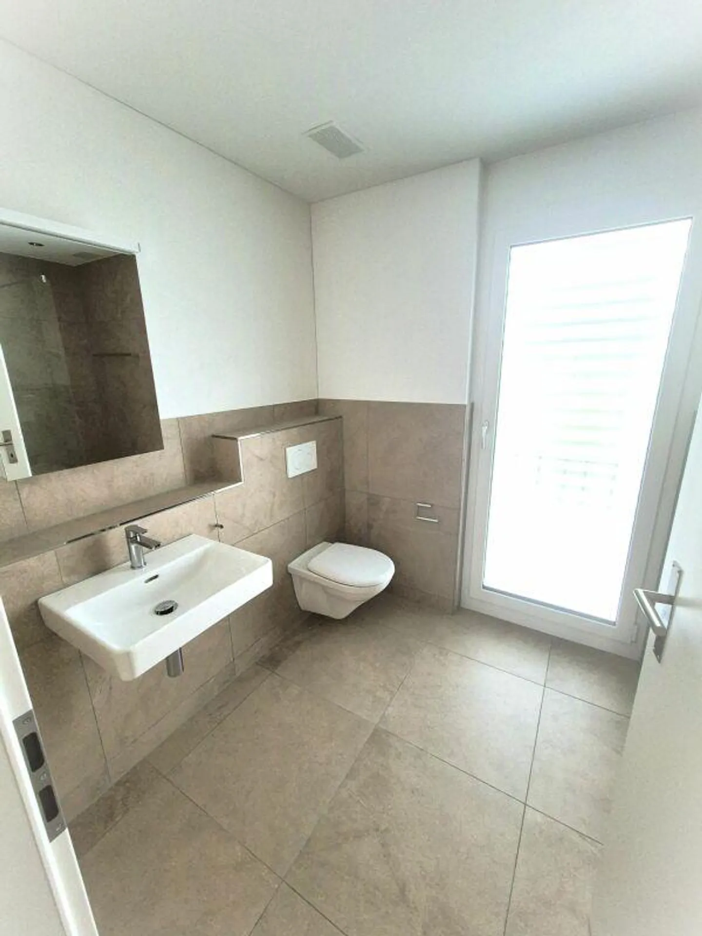 First occupancy 4.5 room apartment at Entenbach - Photo 2 of 7