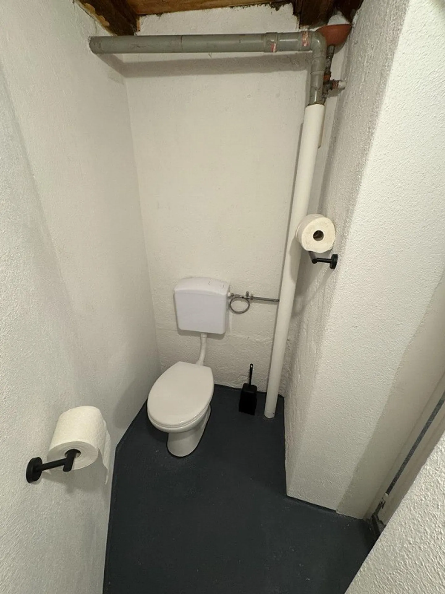 Hobby room with WC - Photo 3 of 3