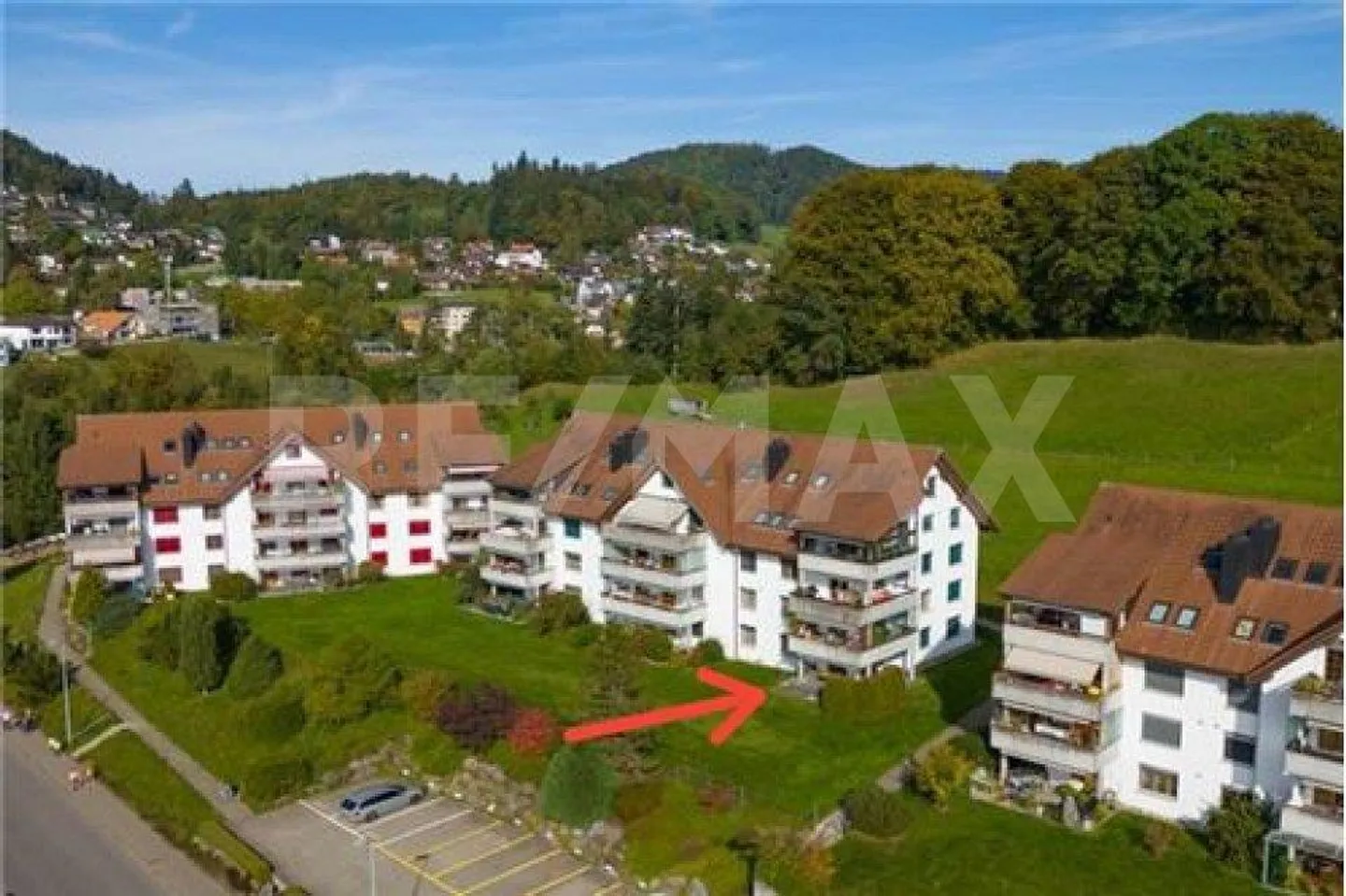 Appartement spacieux dans un emplacement ensoleillé et calme - Photo 1 sur 13