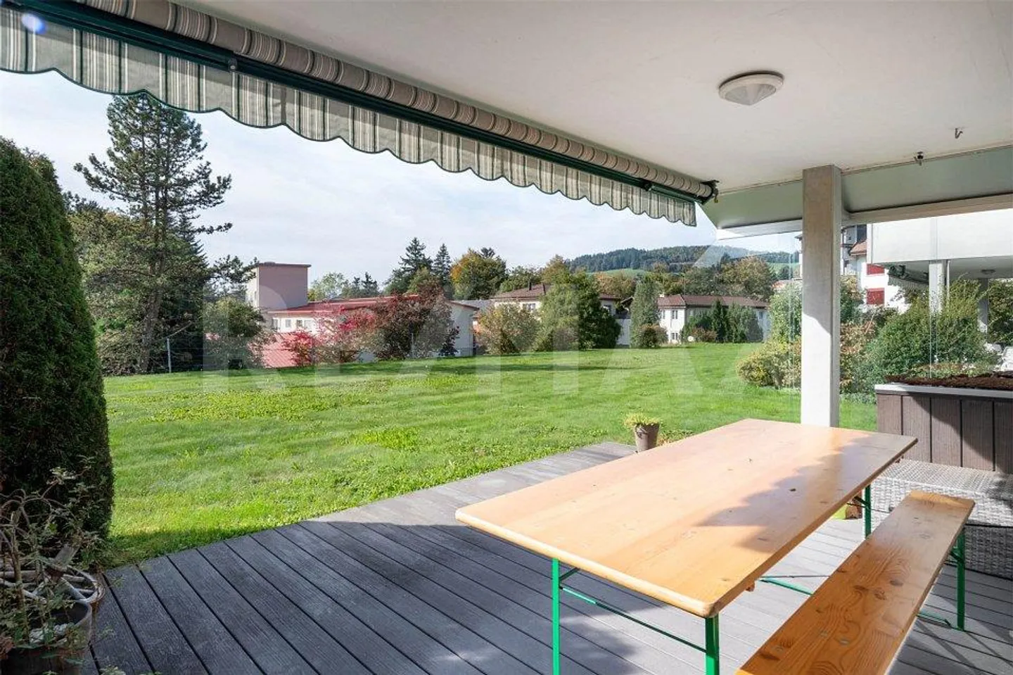 Appartement spacieux dans un emplacement ensoleillé et calme - Photo 4 sur 13