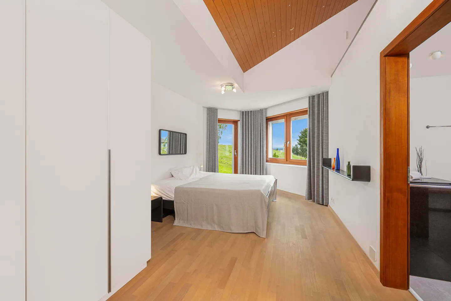 Maison de rêve avec vue panoramique et jardin de style parc - Photo 3 sur 14