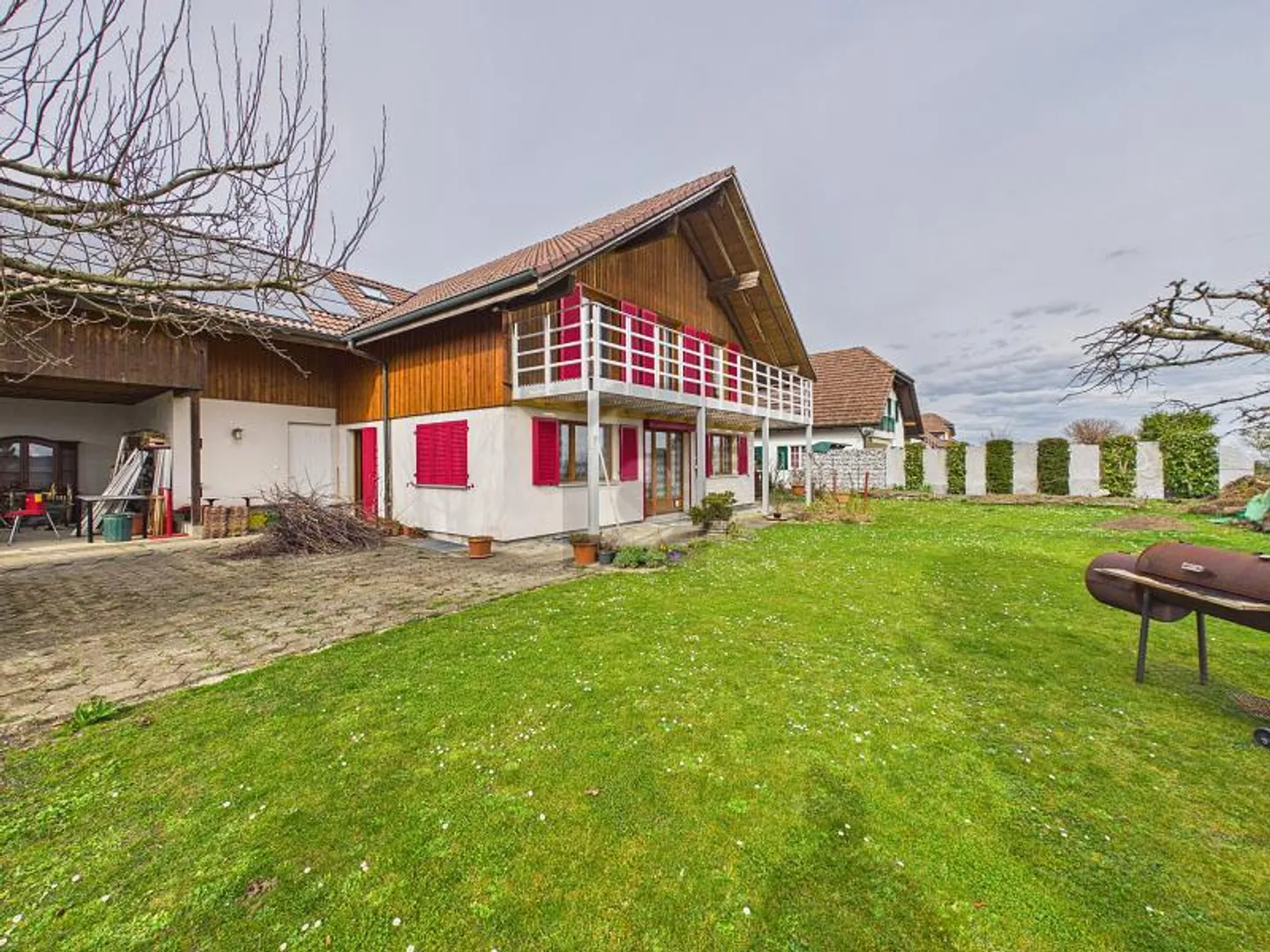 Charmantes freistehendes Haus mit Alpenblick - Foto 2 von 6