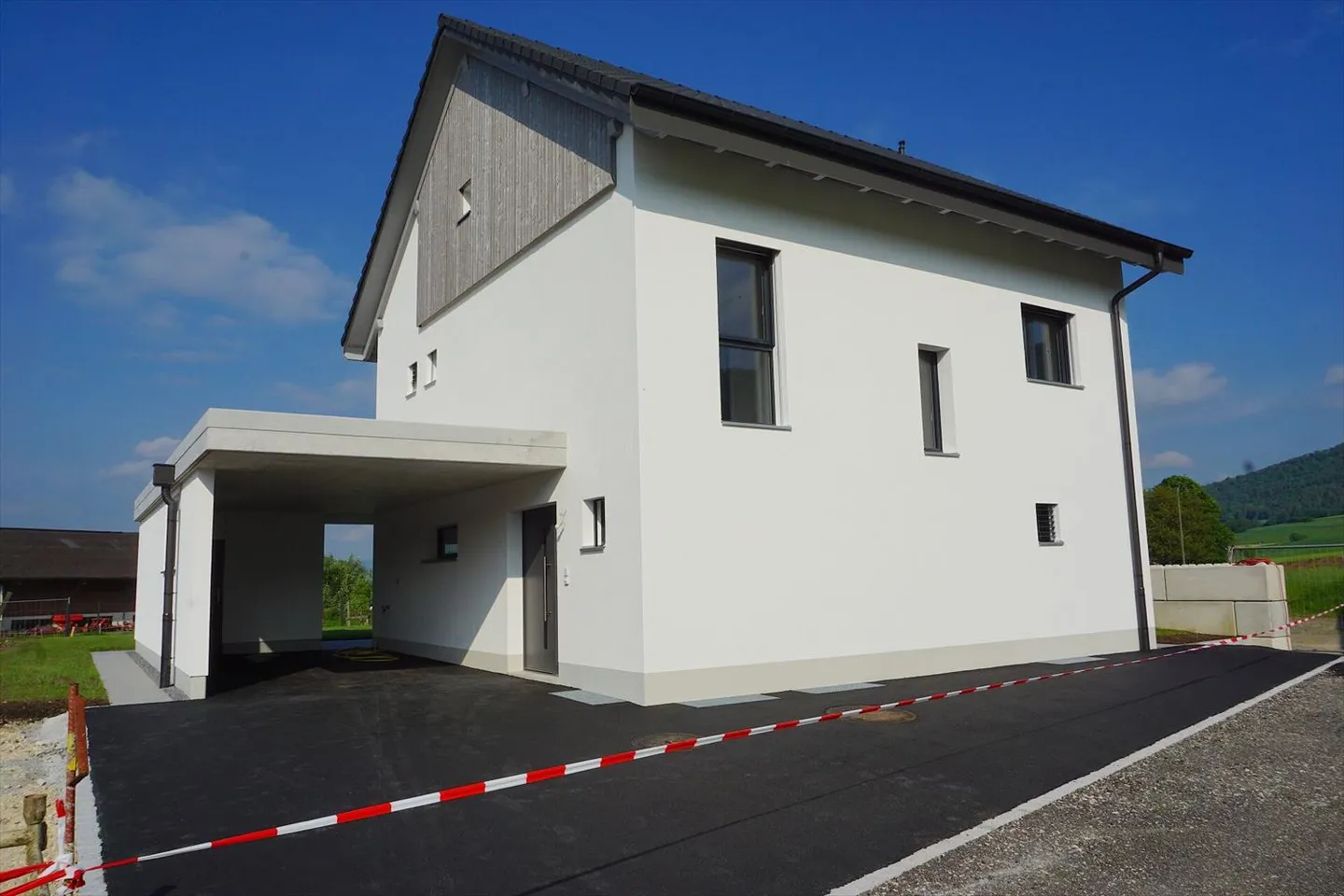 ARI-218 - Very beautiful individual house with 5.5 rooms in Courroux-Courcelon - Photo 4 of 13