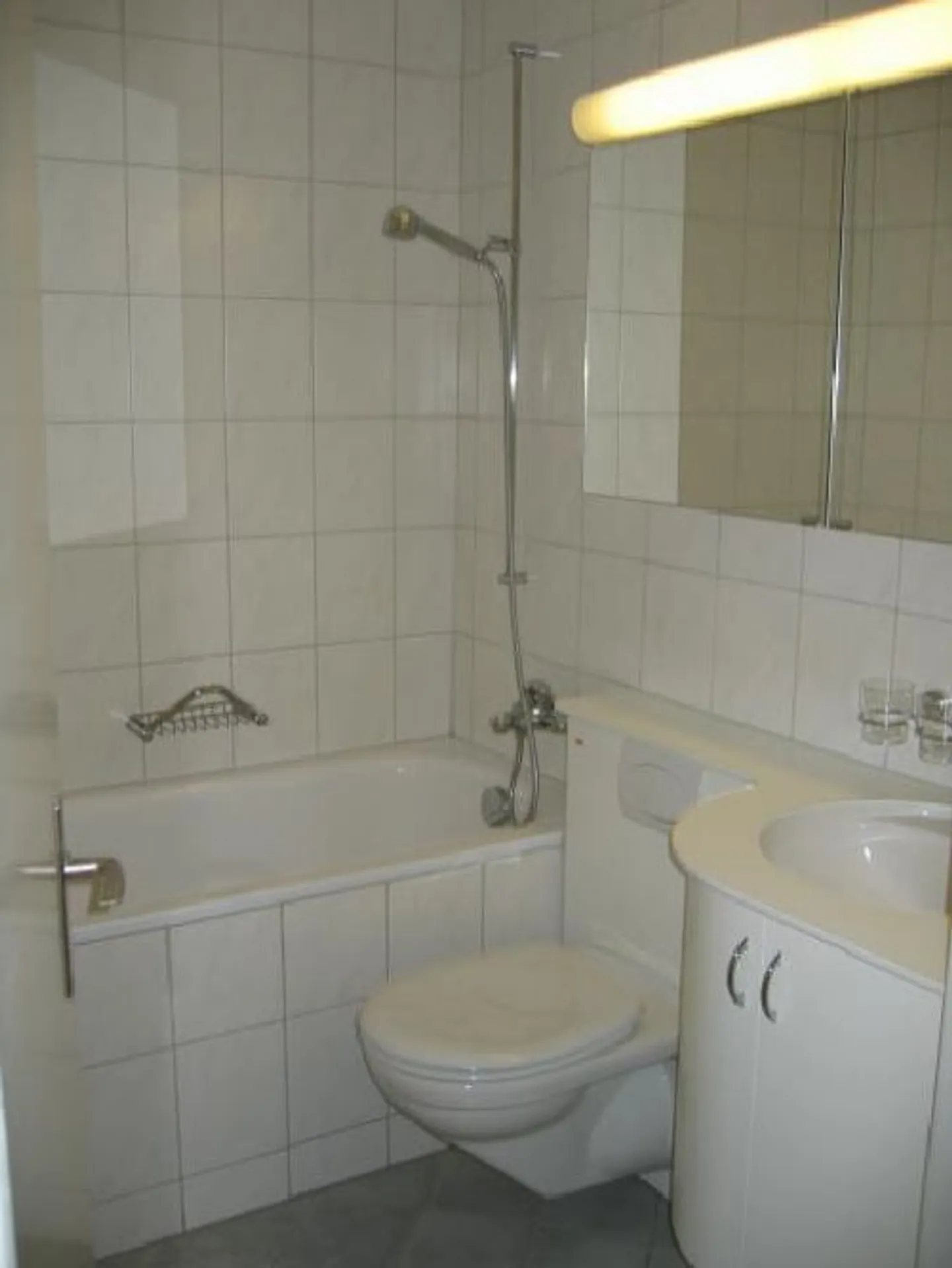 Apartment for rent - Photo 4 of 6