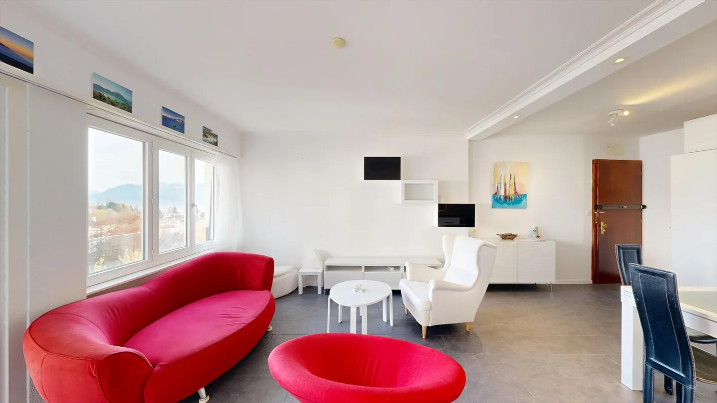 Stunning 3-Room Apartment in Lausanne - Photo 1 of 9