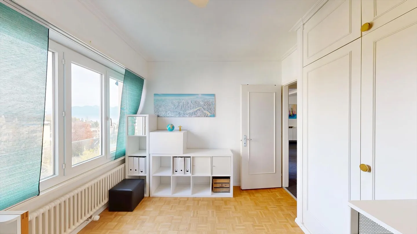 Stunning 3-Room Apartment in Lausanne - Photo 6 of 9