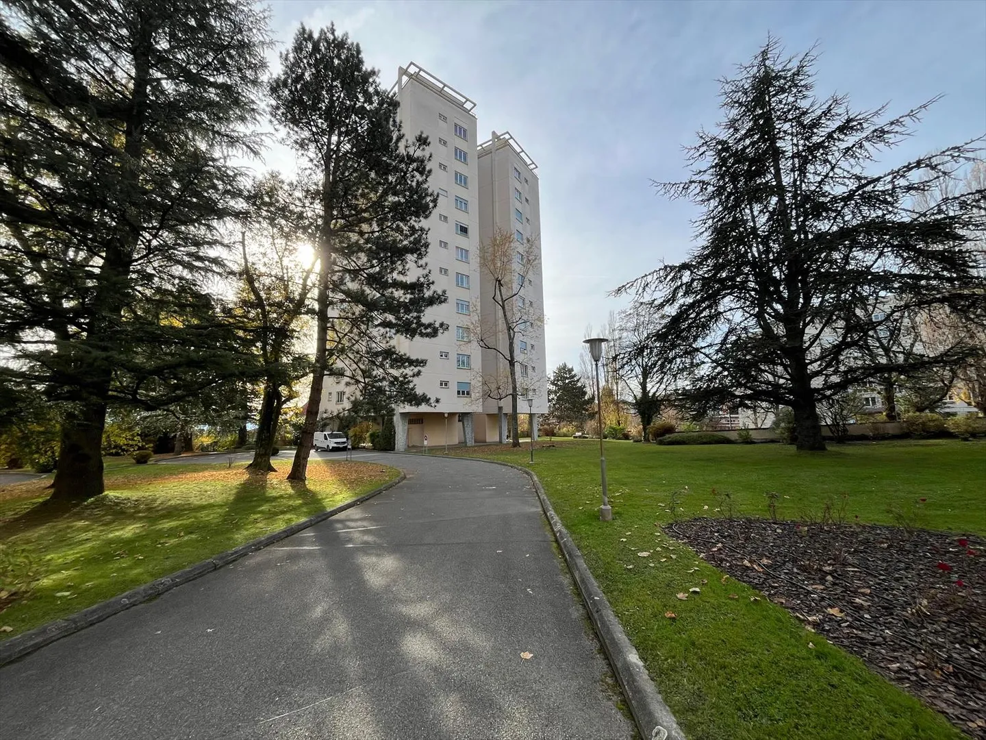 Stunning 3-Room Apartment in Lausanne - Photo 8 of 9