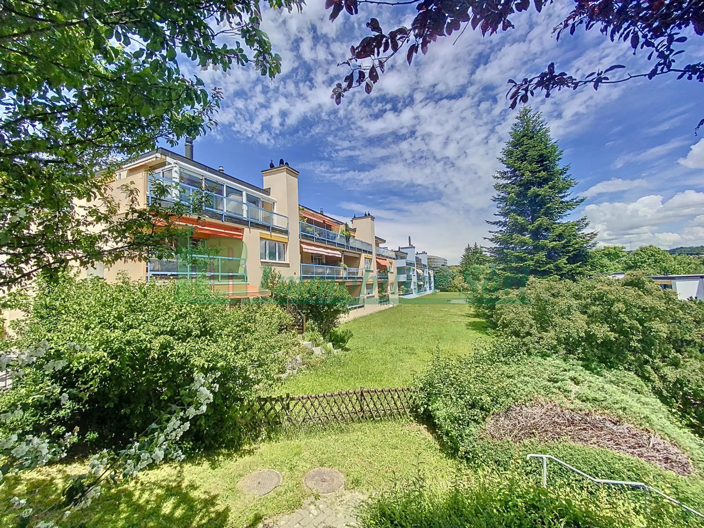 Apartment for sale - Photo 1 of 9
