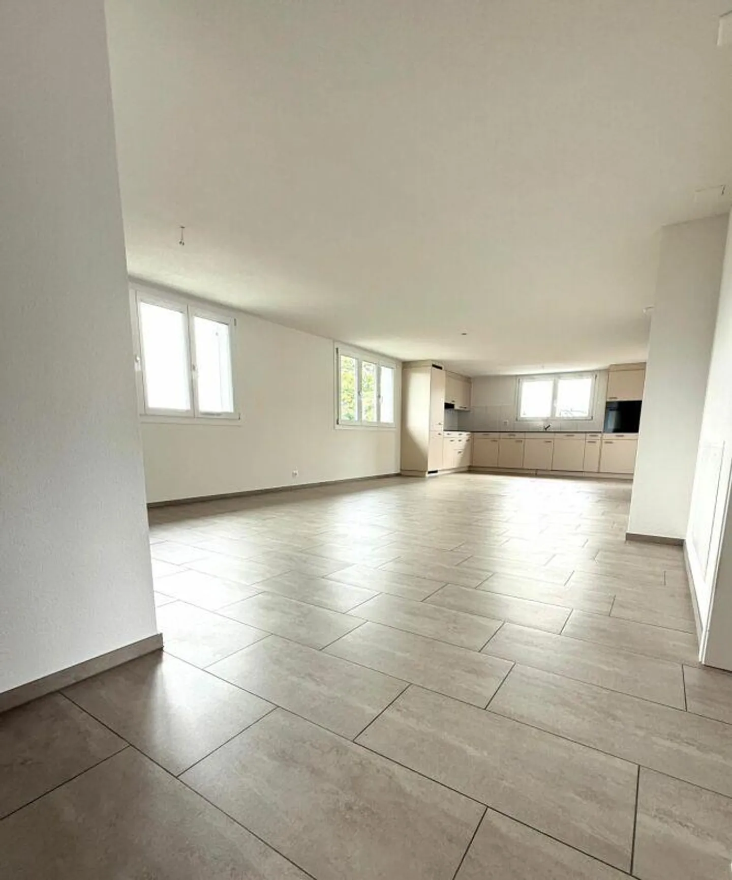 Vie idyllique et rurale - Appartement de 5,5 pièces à louer ! - Photo 1 sur 15